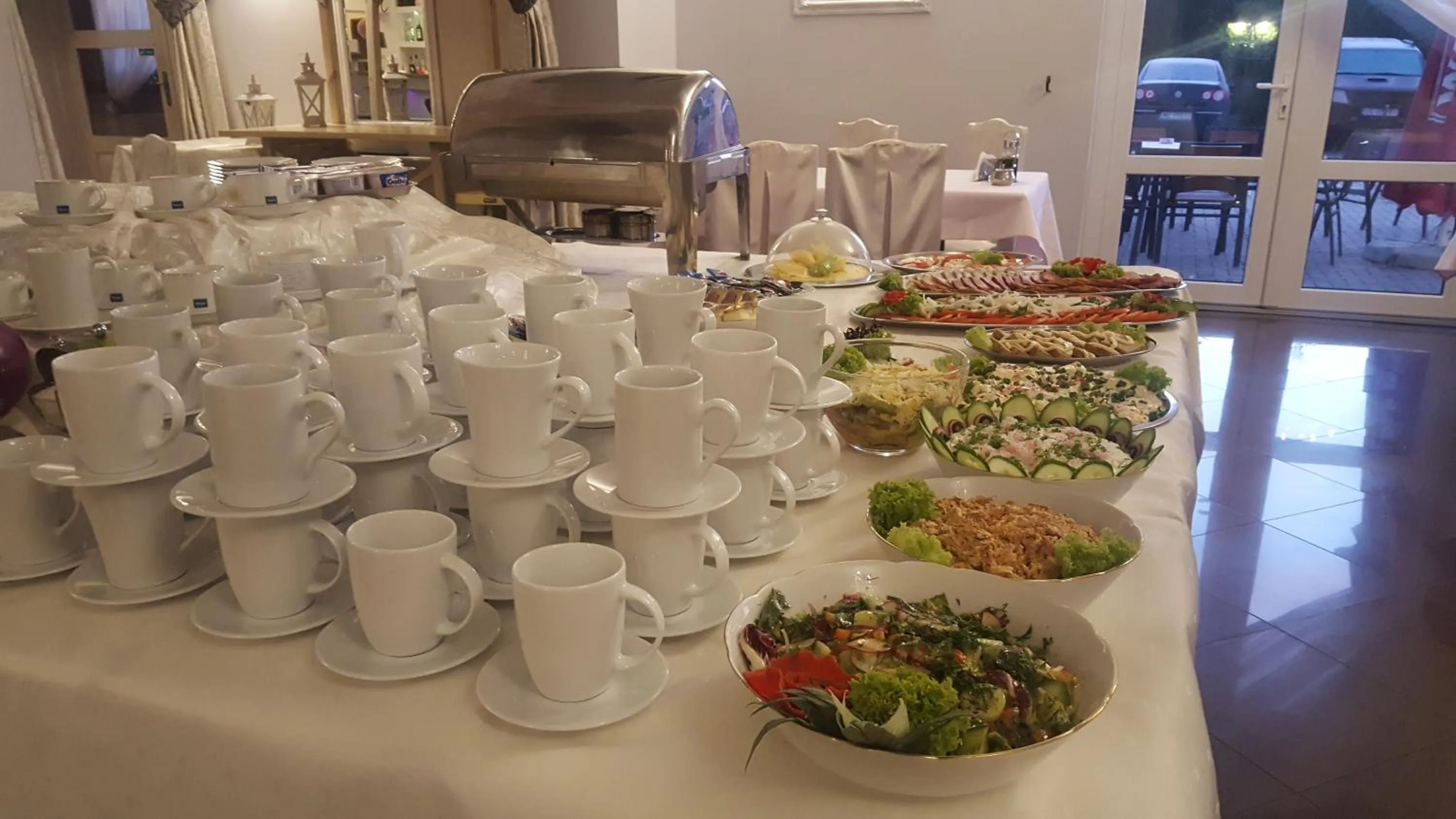 Buffet breakfast in Zajazd Pod Gwiazdami