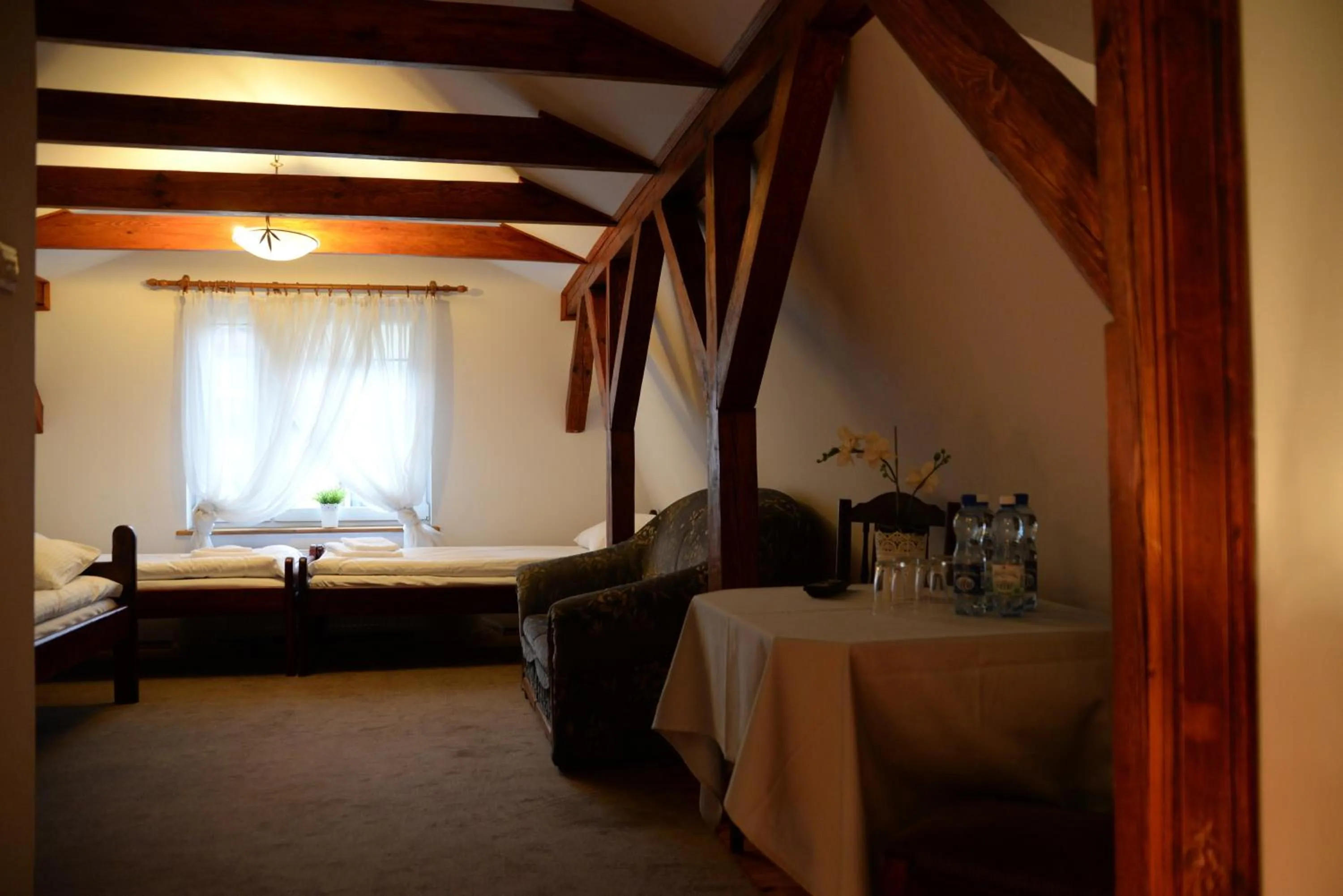 Photo of the whole room, Bed in Zajazd Pod Gwiazdami