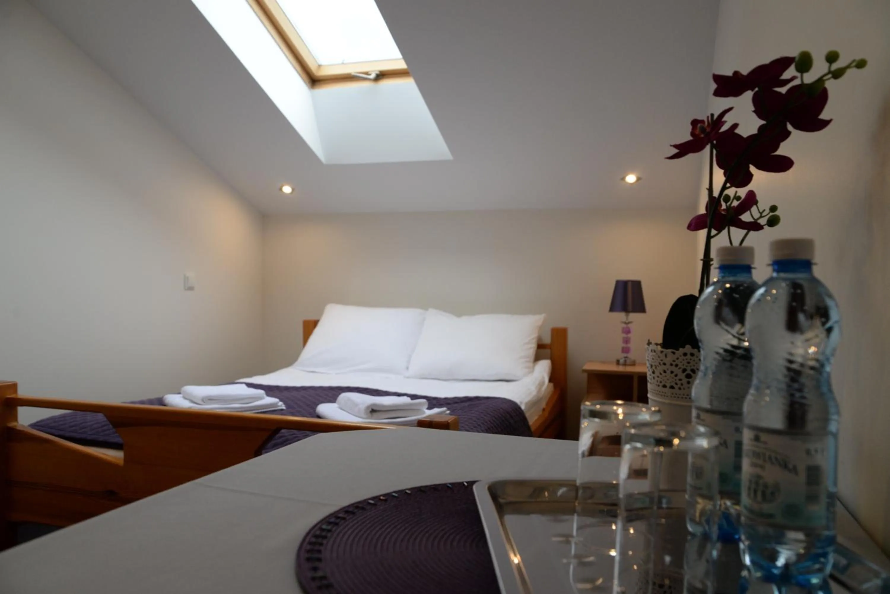 Photo of the whole room, Bed in Zajazd Pod Gwiazdami