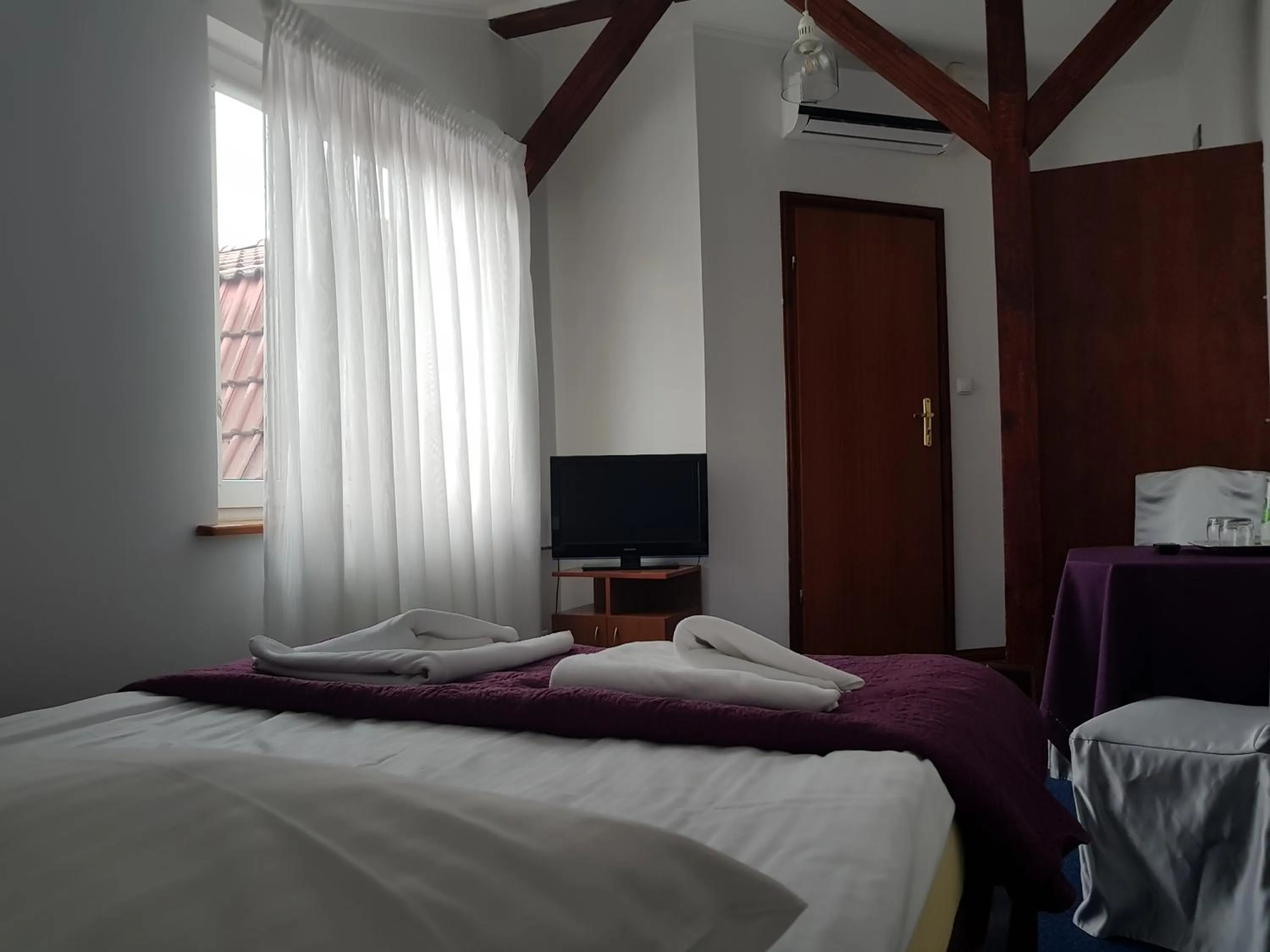 Photo of the whole room, Bed in Zajazd Pod Gwiazdami