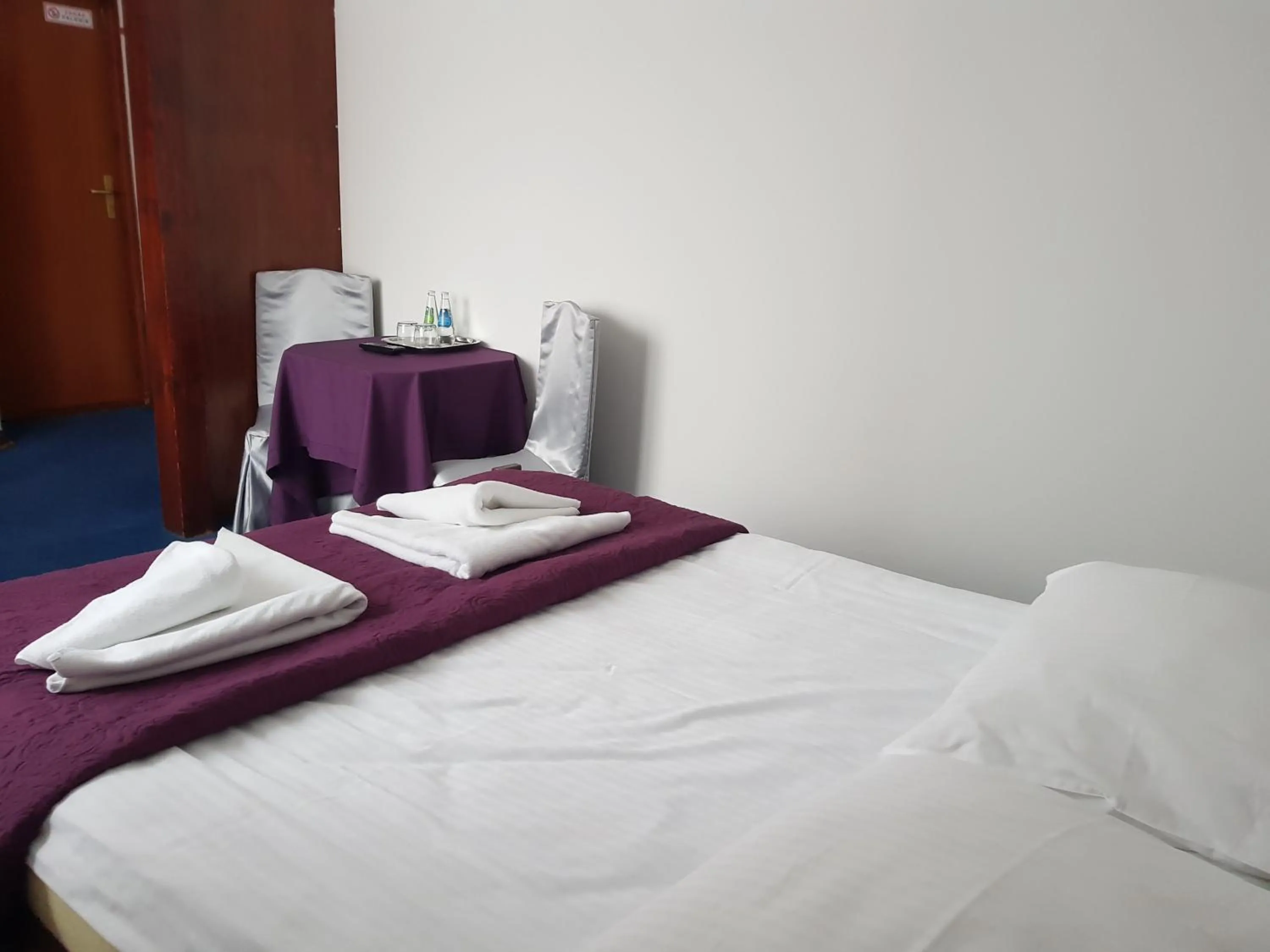 Photo of the whole room, Bed in Zajazd Pod Gwiazdami