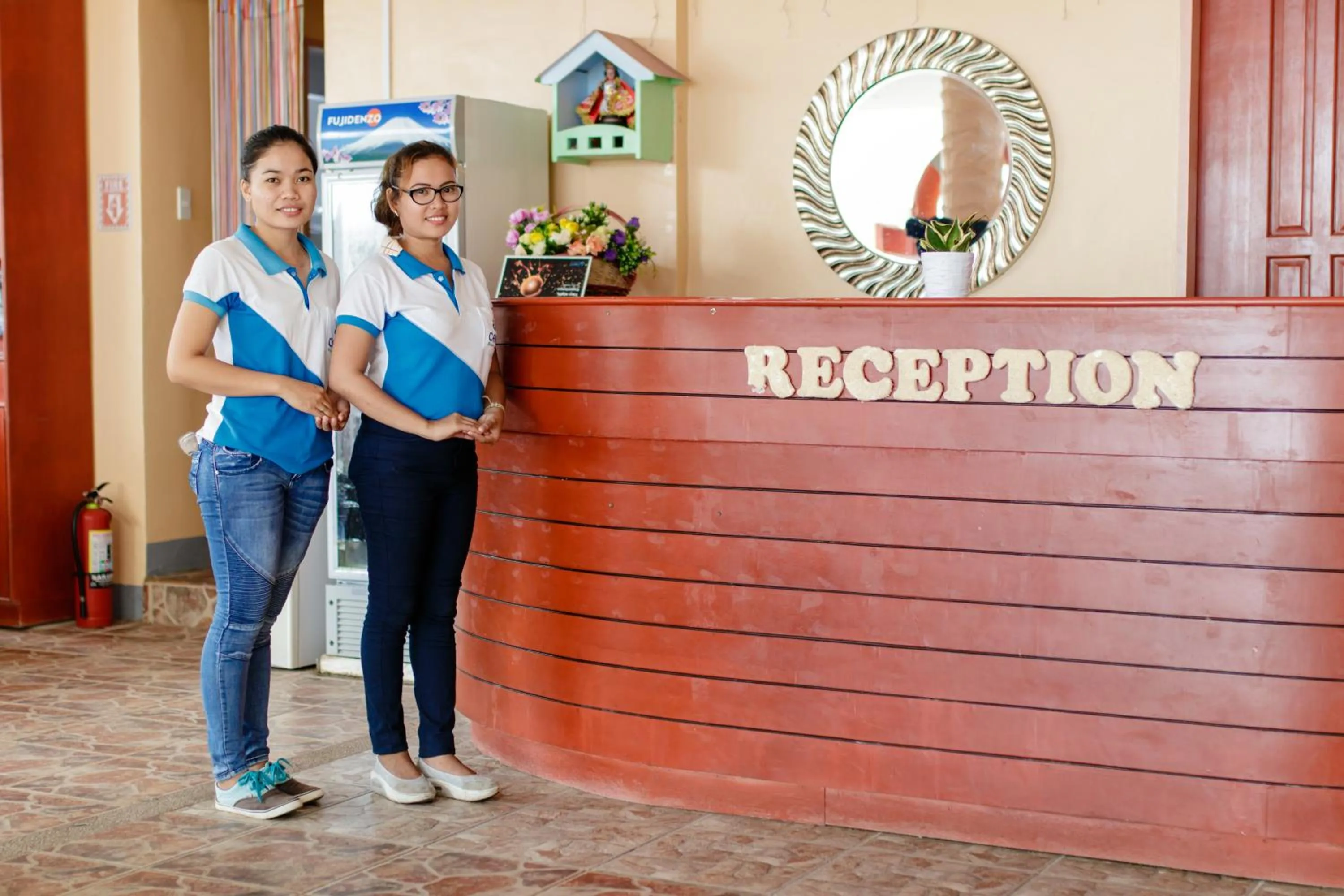 Staff in Cawit Resort and Cafe