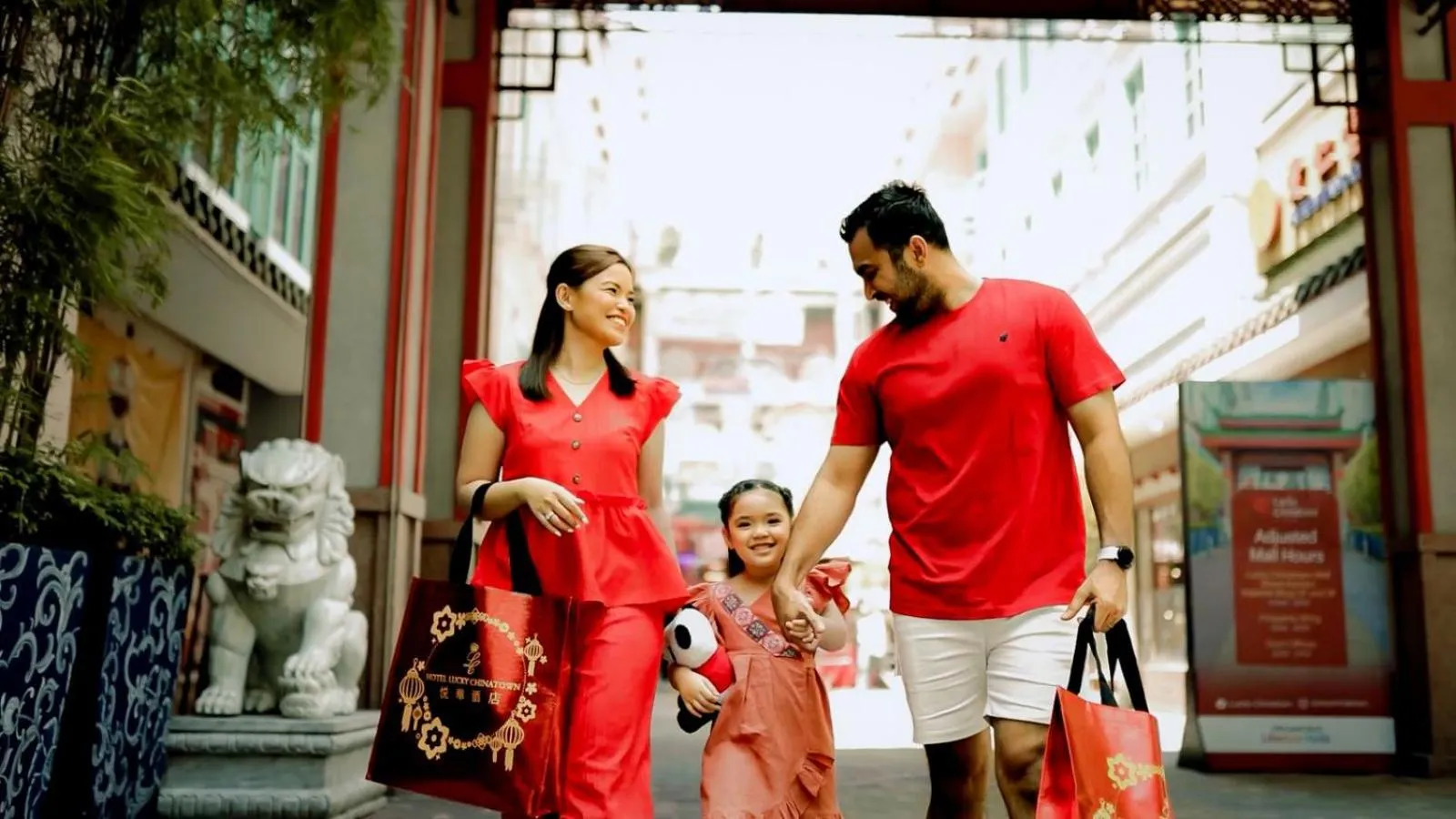 People in Hotel Lucky Chinatown Binondo Manila