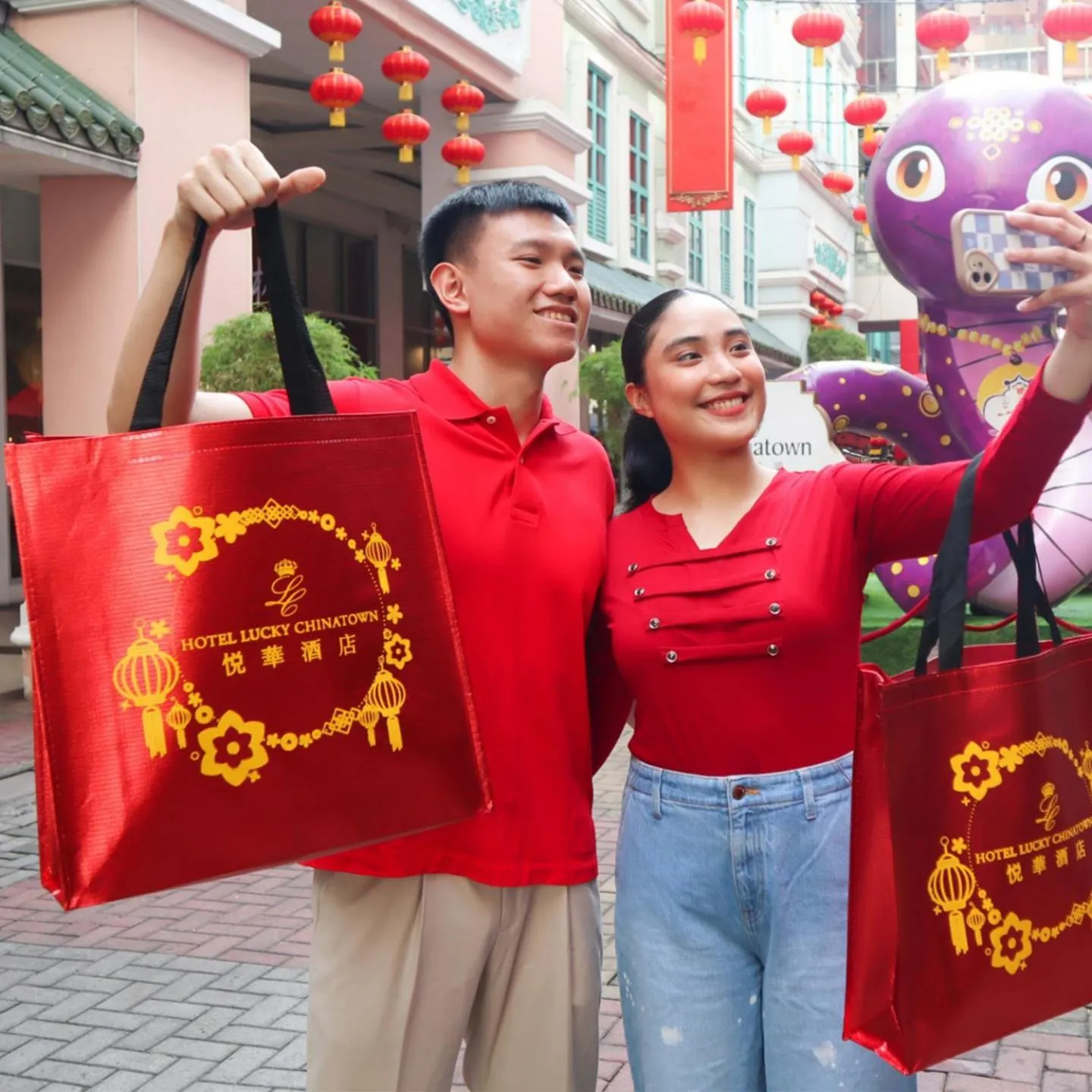 People in Hotel Lucky Chinatown Binondo Manila