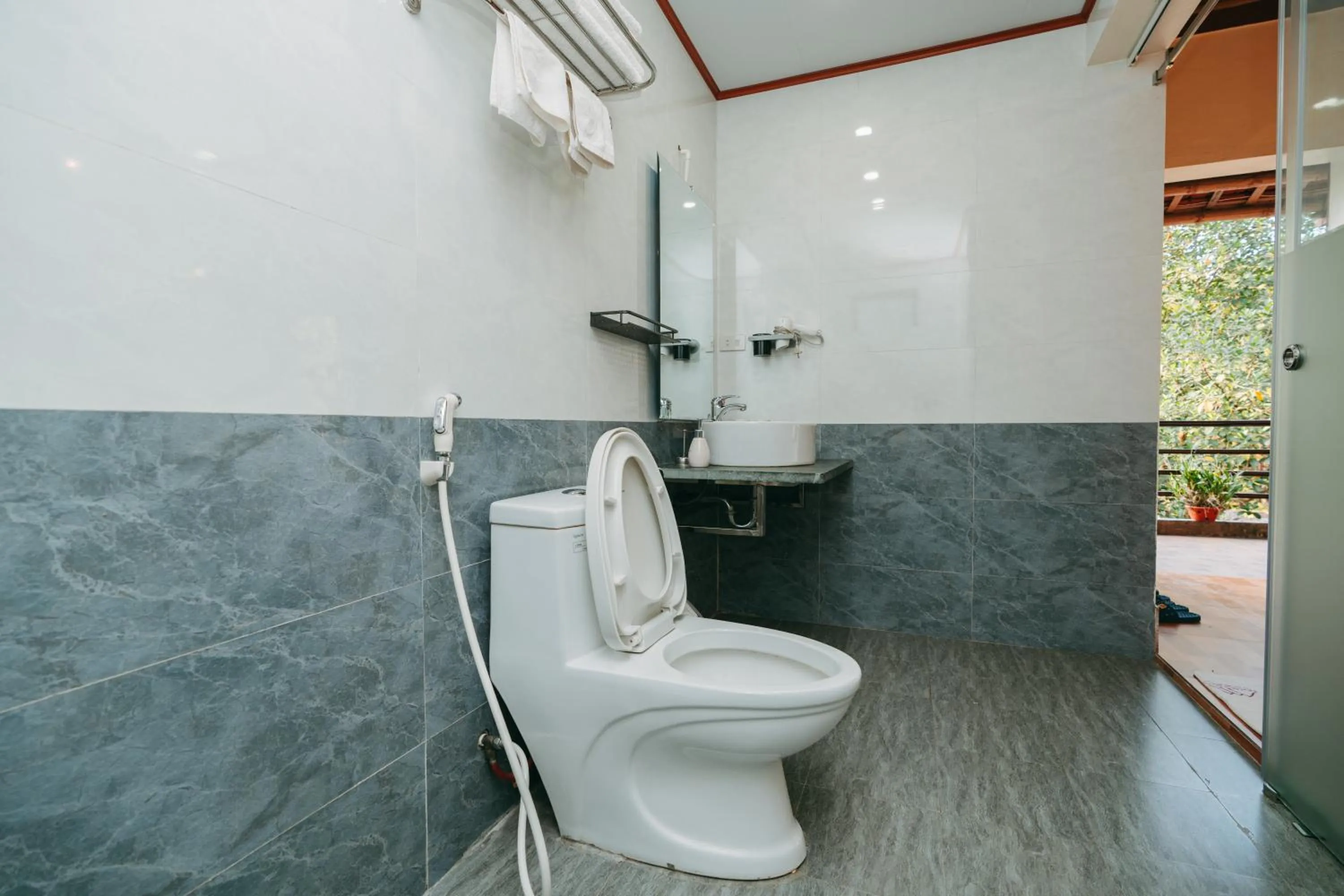 Shower in Tam Coc Lavender Homestay -Authentic Ninh Binh Experiences