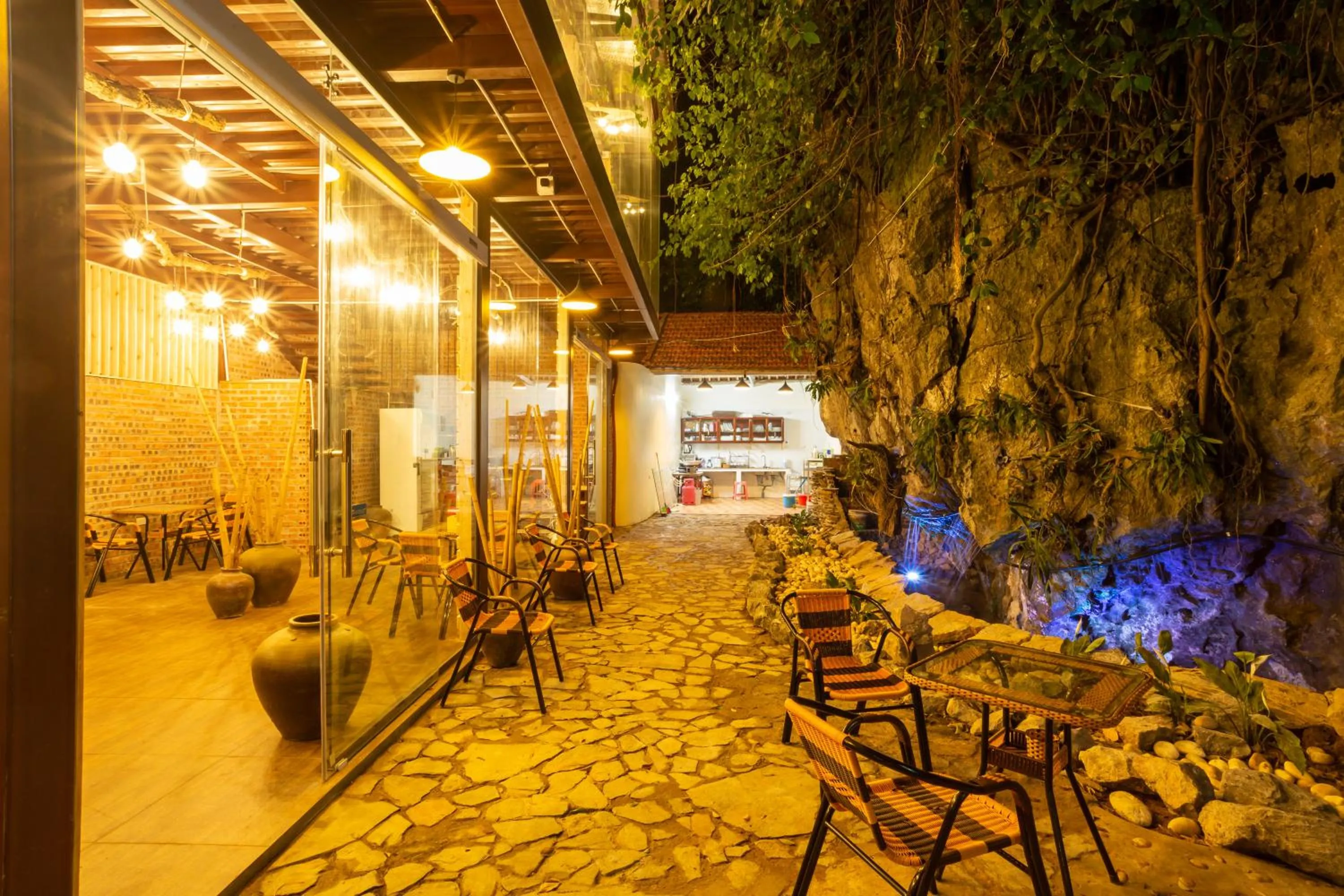 Patio in Tam Coc Lavender Homestay -Authentic Ninh Binh Experiences