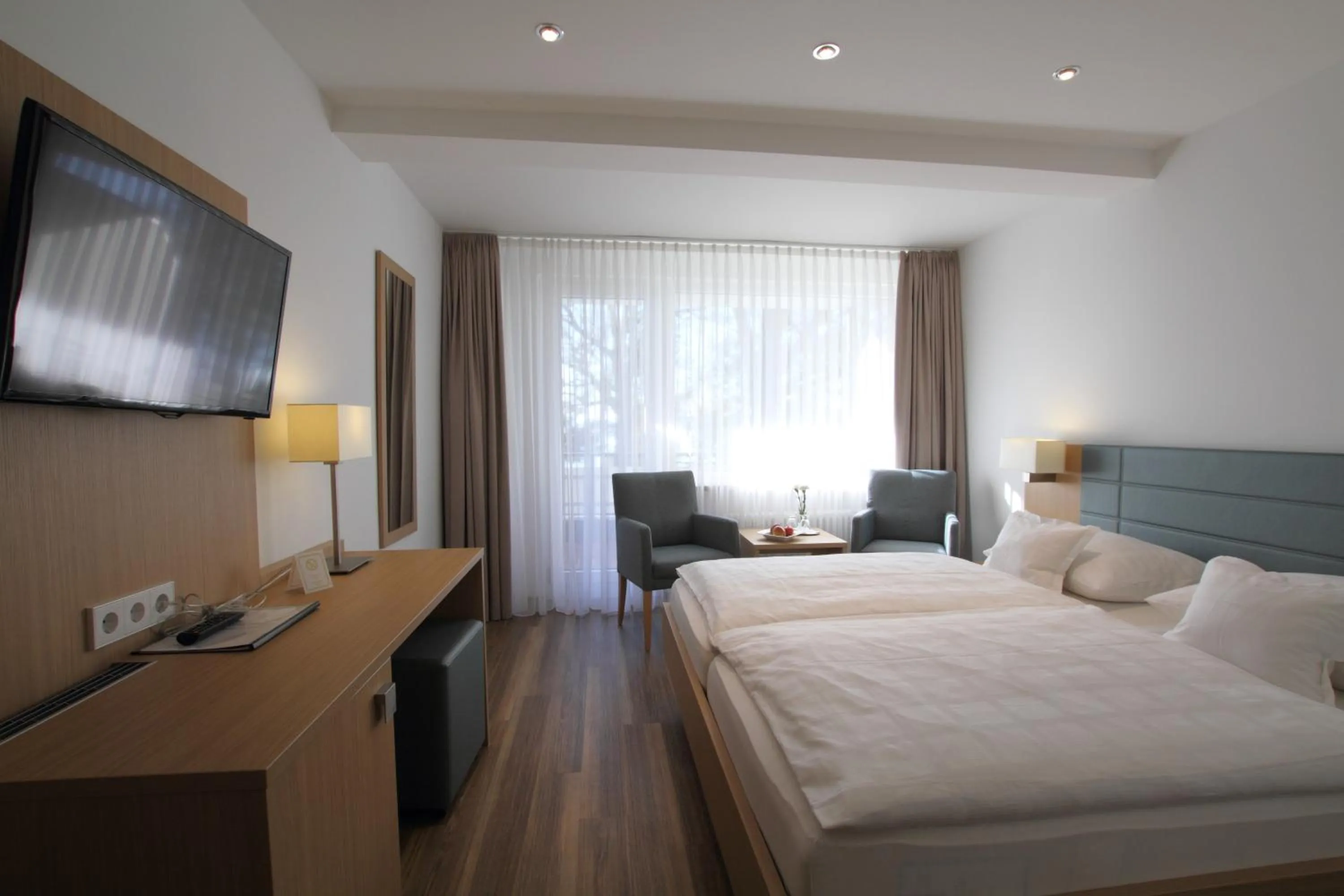 Photo of the whole room, Bed in Hotel Seepark Garni