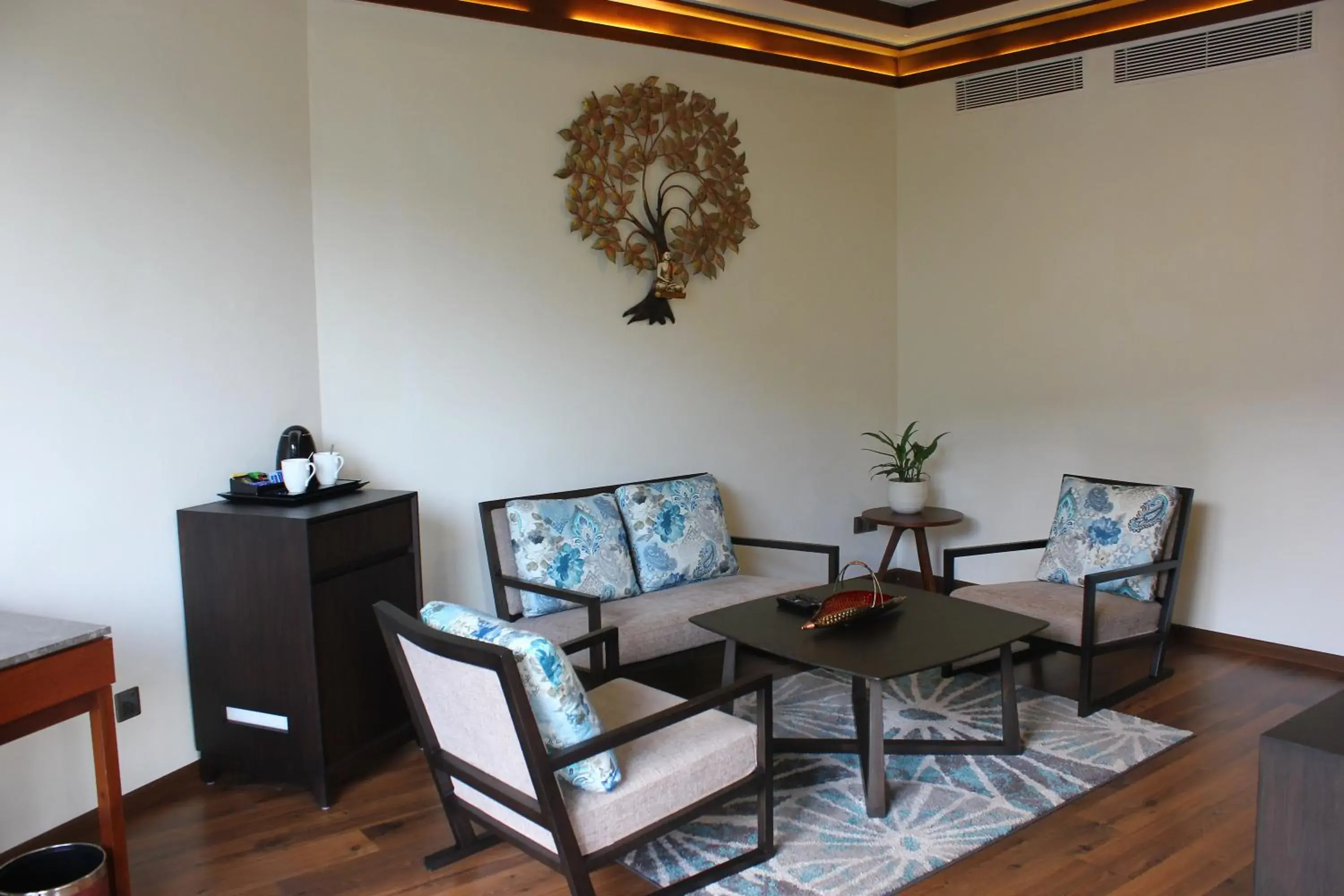 Presidential Suite in Niraamaya Retreats Samroha Athirappilly Presidential Suite in Niraamaya Retreats Samroha Athirappilly