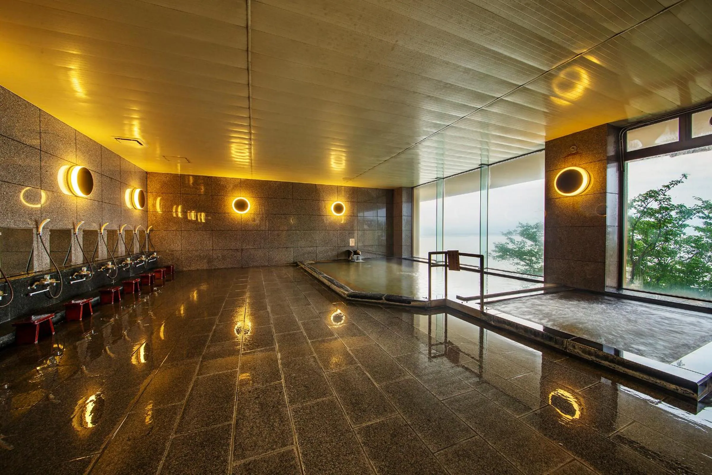 Hot Spring Bath in Manpa Resort