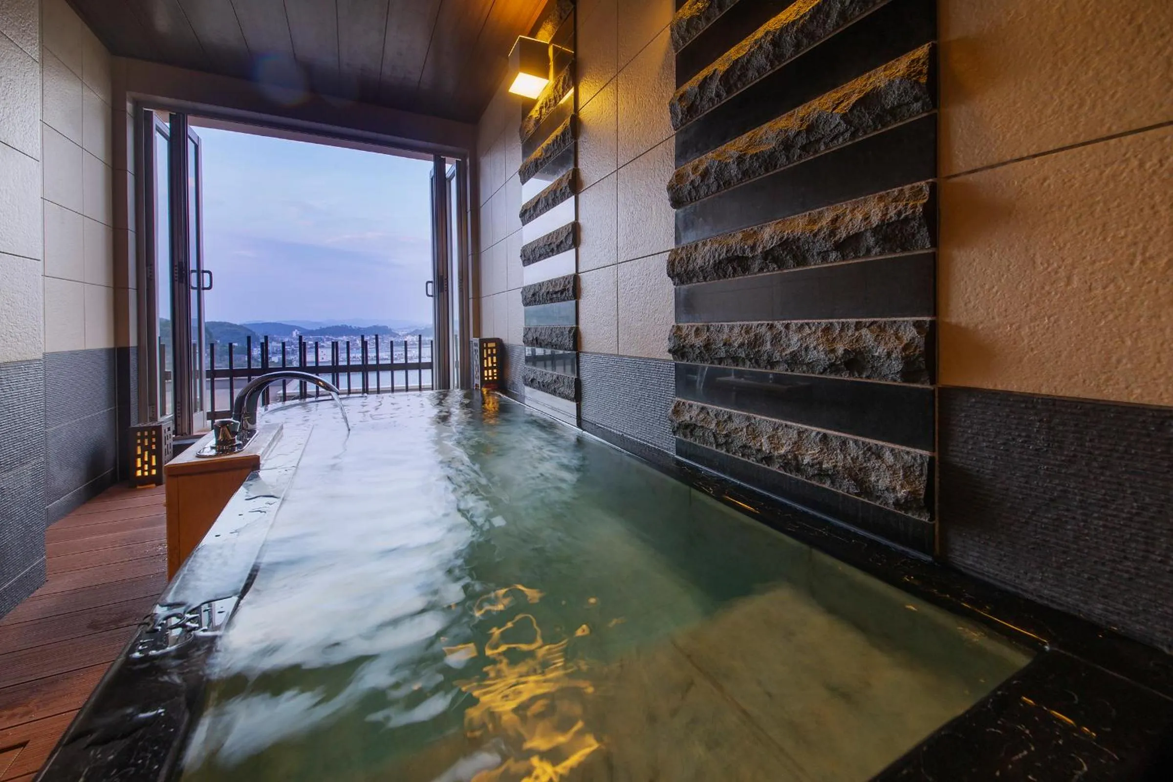 Open Air Bath in Manpa Resort