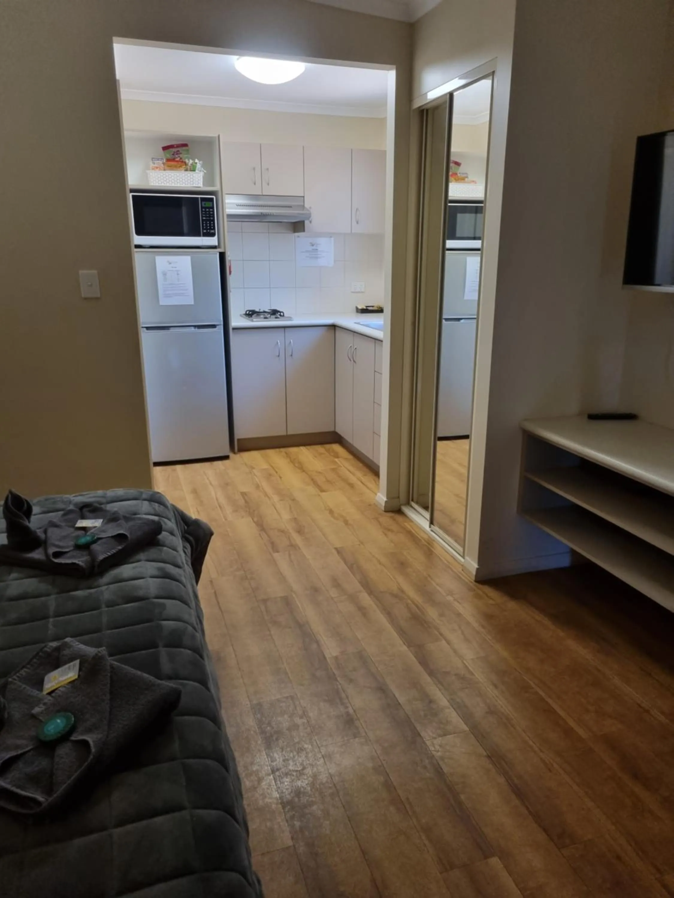 Kitchen or kitchenette in The Cove Holiday Village