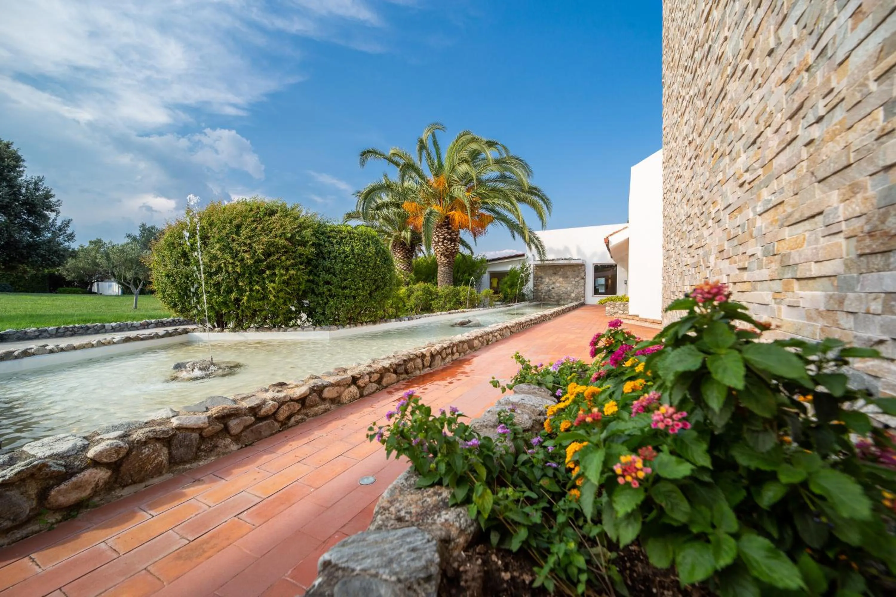 Property building in TH Simeri - Simeri Village