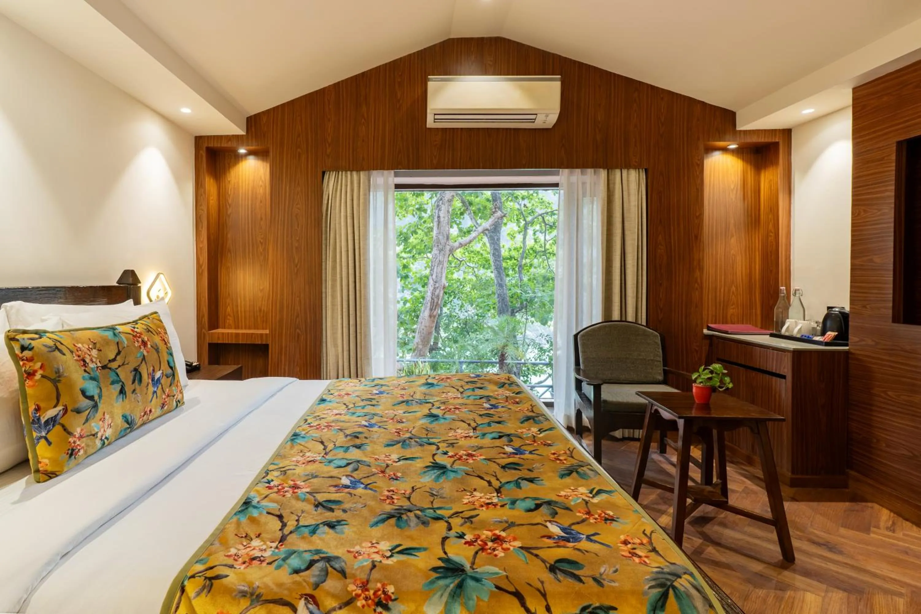 Bedroom, Bed in Summit By The Ganges Beach Resort & Spa