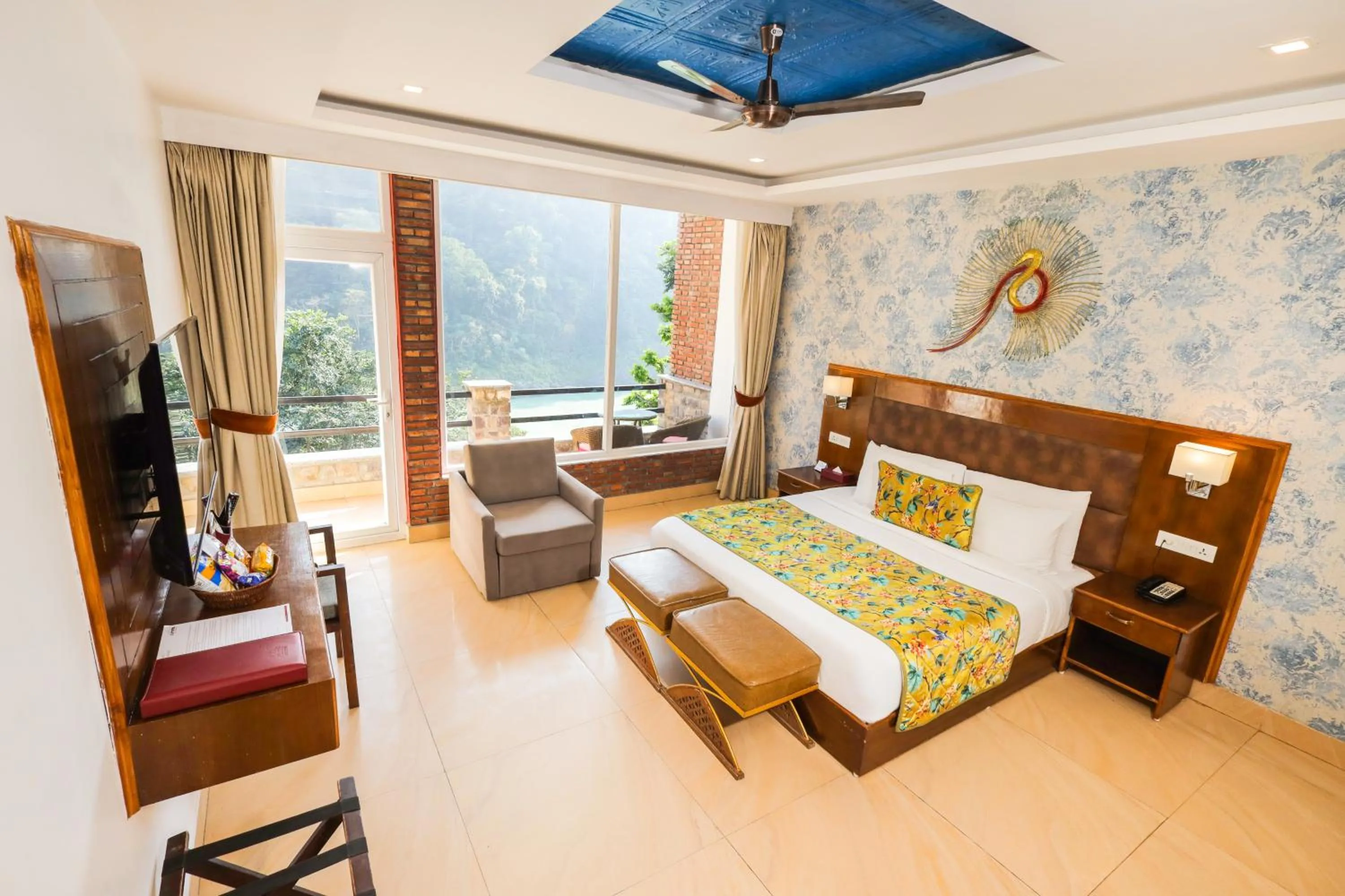 	Executive Ganges View Room with Private Balcony in Summit By The Ganges Beach Resort & Spa
