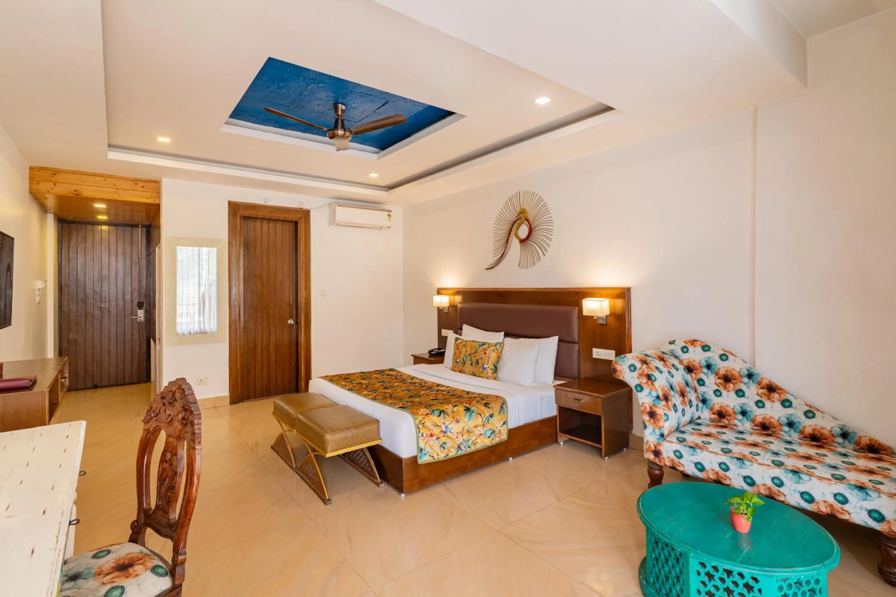 Bedroom, Bed in Summit By The Ganges Beach Resort & Spa