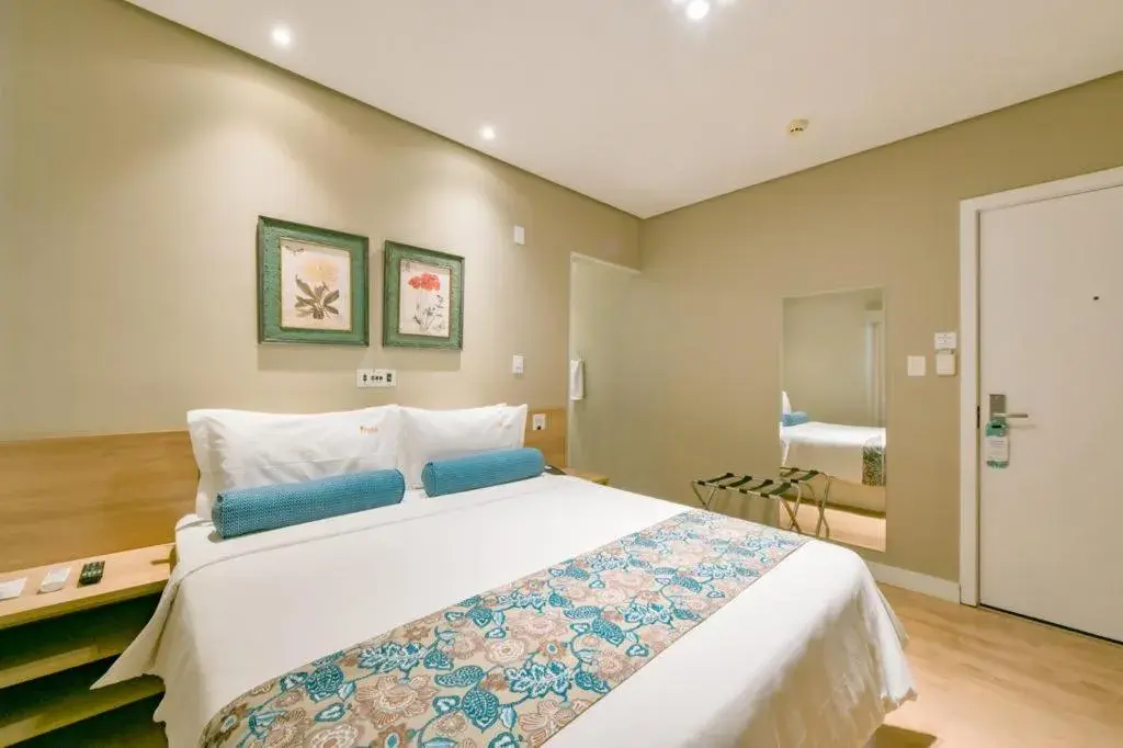 Deluxe Queen Room in Araçatuba Plaza Hotel Deluxe Queen Room in Araçatuba Plaza Hotel