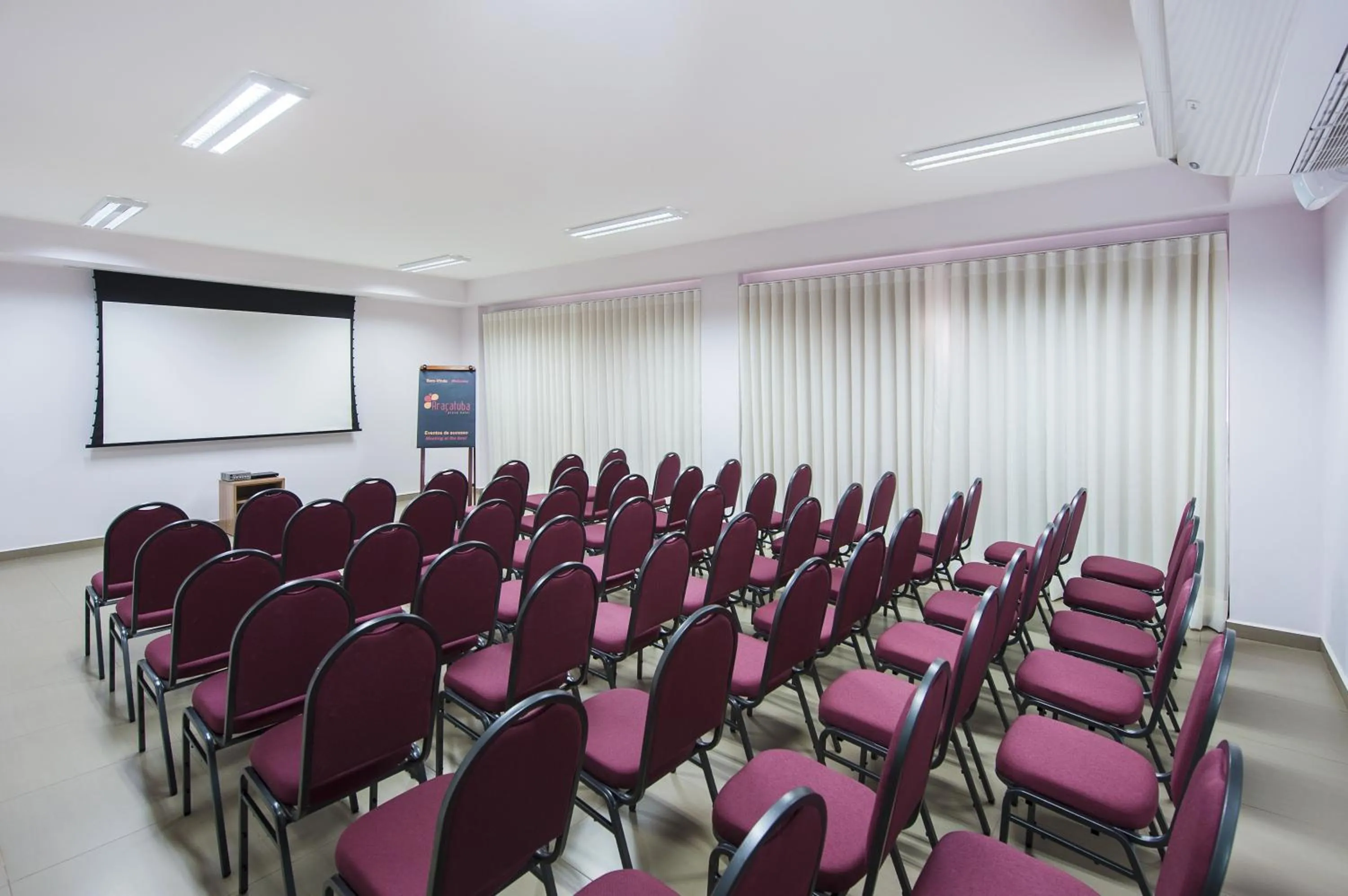 Meeting/conference room in Araçatuba Plaza Hotel