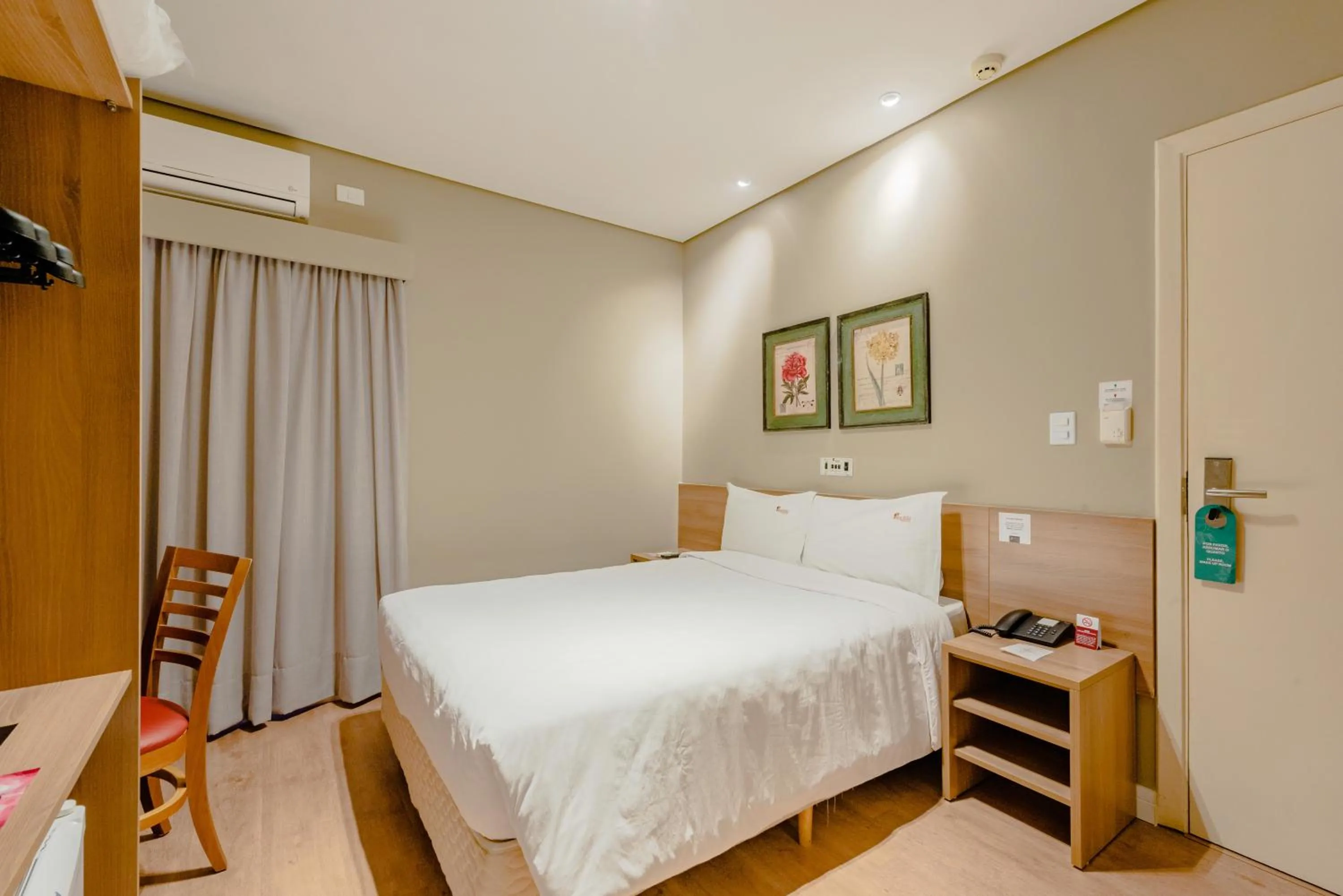 Bed in Araçatuba Plaza Hotel