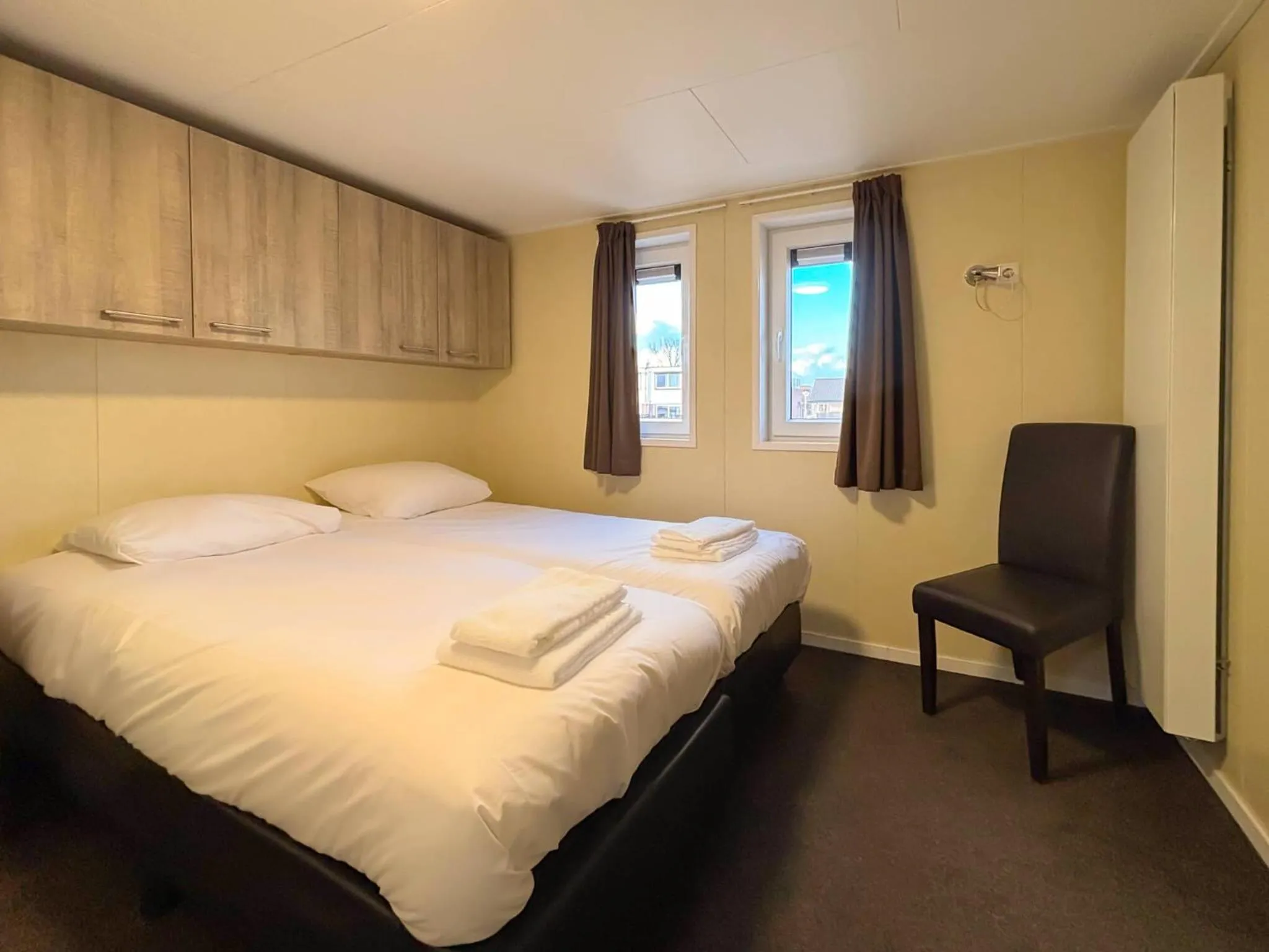 Bed in VISSERSLUST Rooms, Apartments and Houseboats