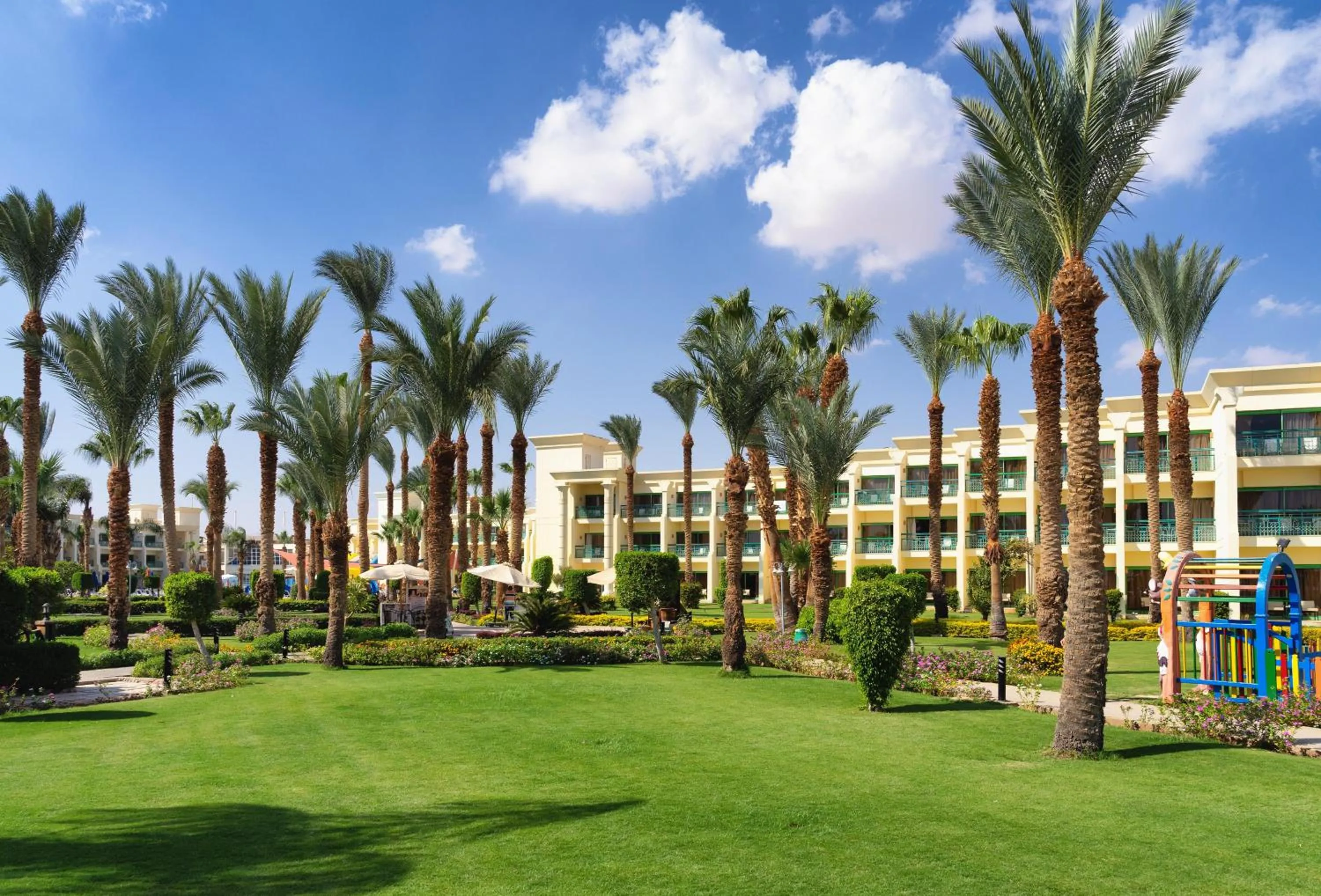 Garden in Swiss Inn Resort Hurghada