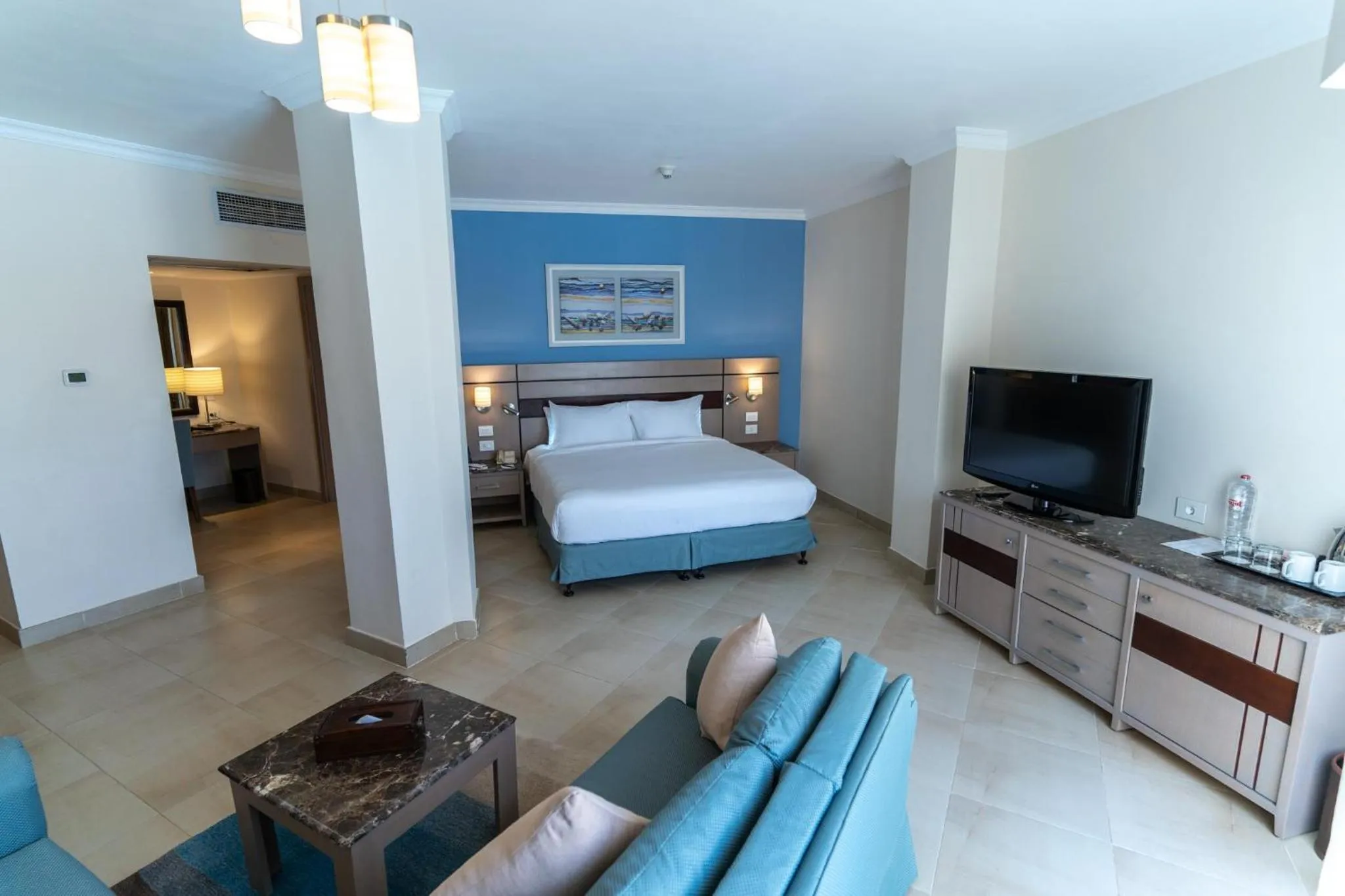 Photo of the whole room, Bed in Swiss Inn Resort Hurghada
