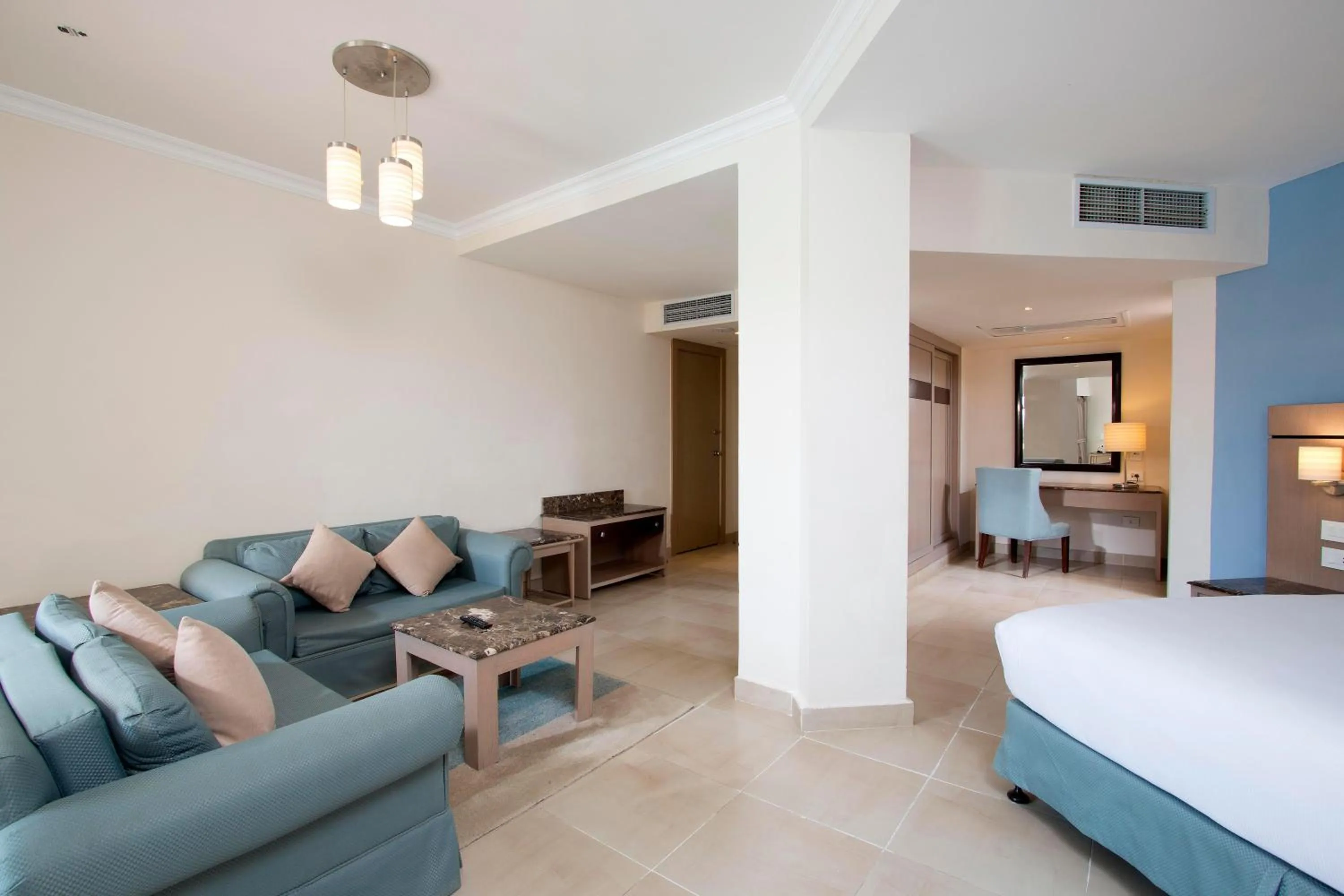 Photo of the whole room, Bed in Swiss Inn Resort Hurghada