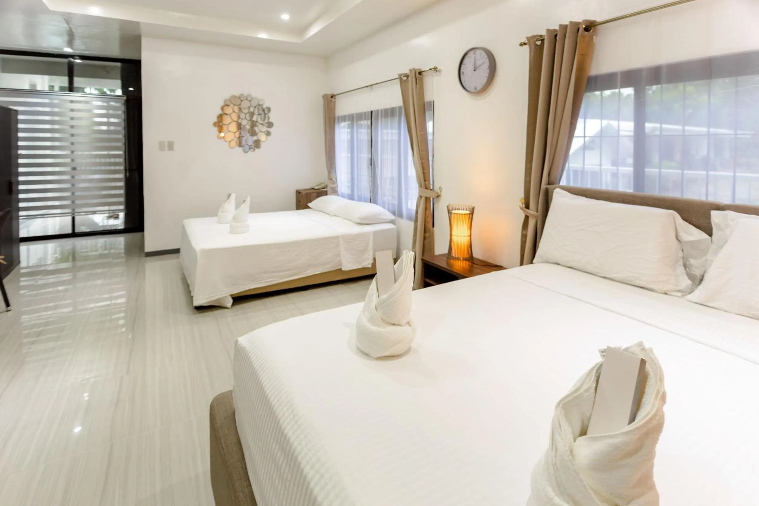 Bed in MADISON GARDEN AND RESIDENCES