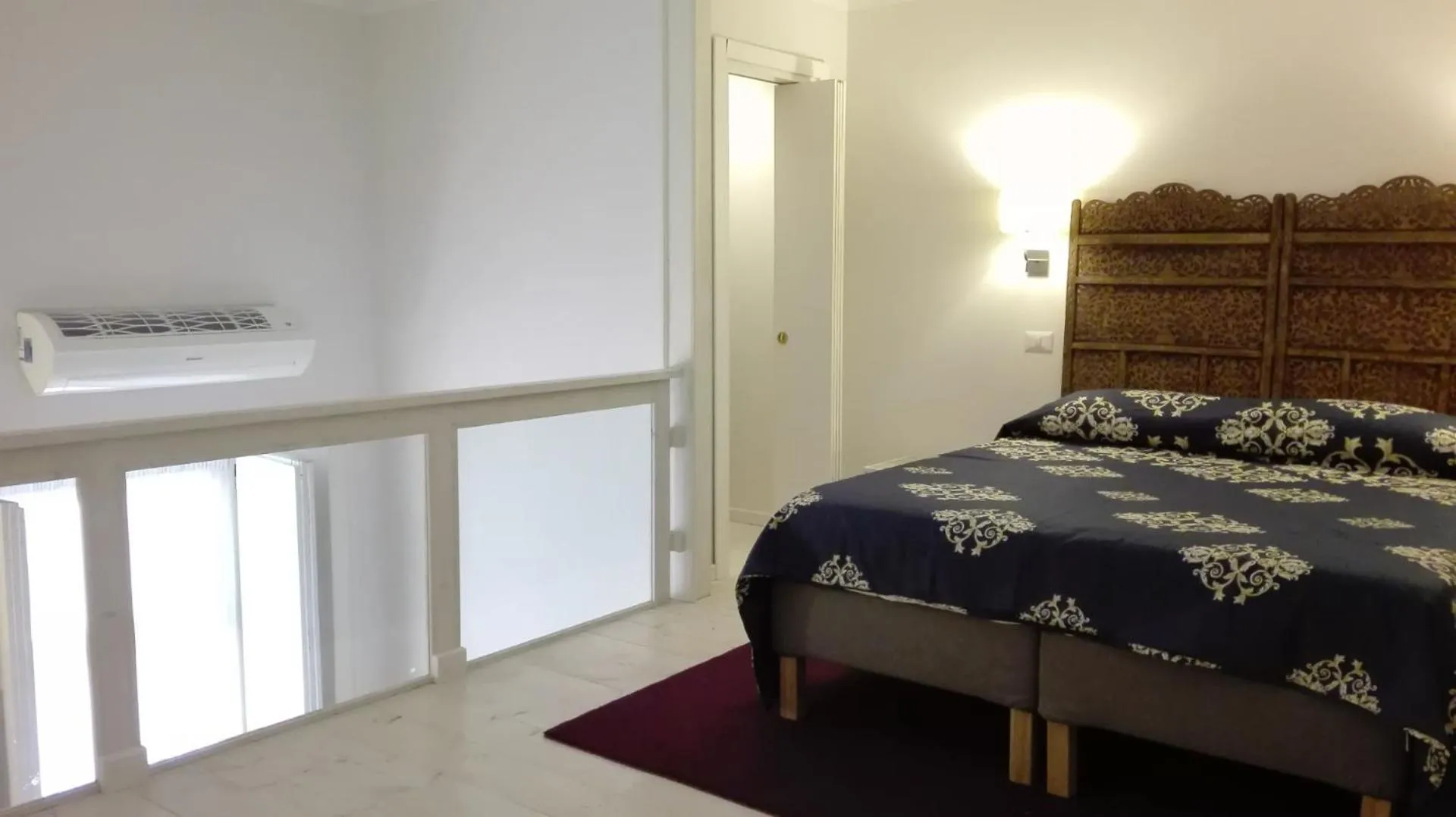 Other, Bed in Piano Nobile by Napoliapartments