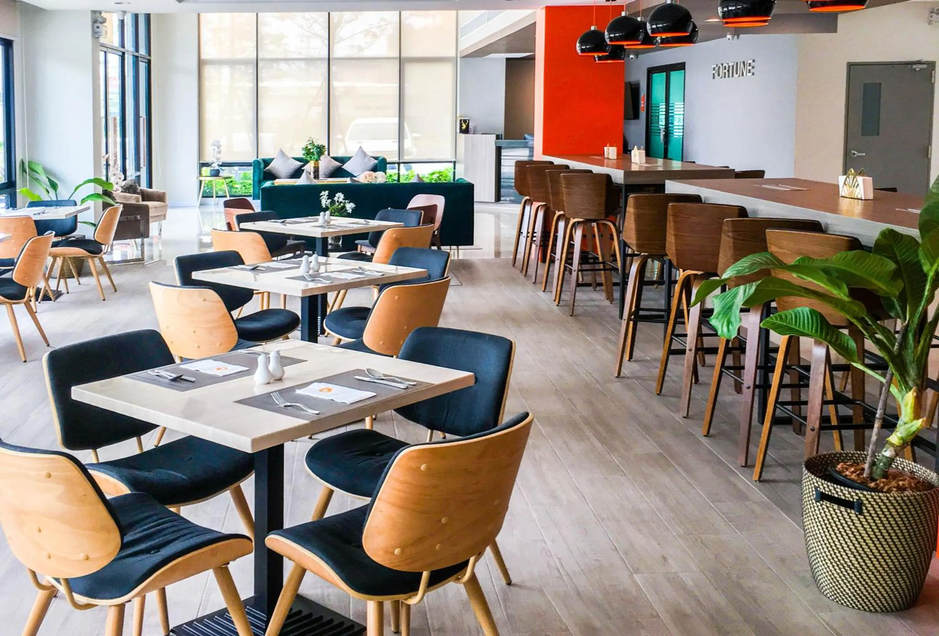 Restaurant/places to eat in Fortune Hotel Buriram