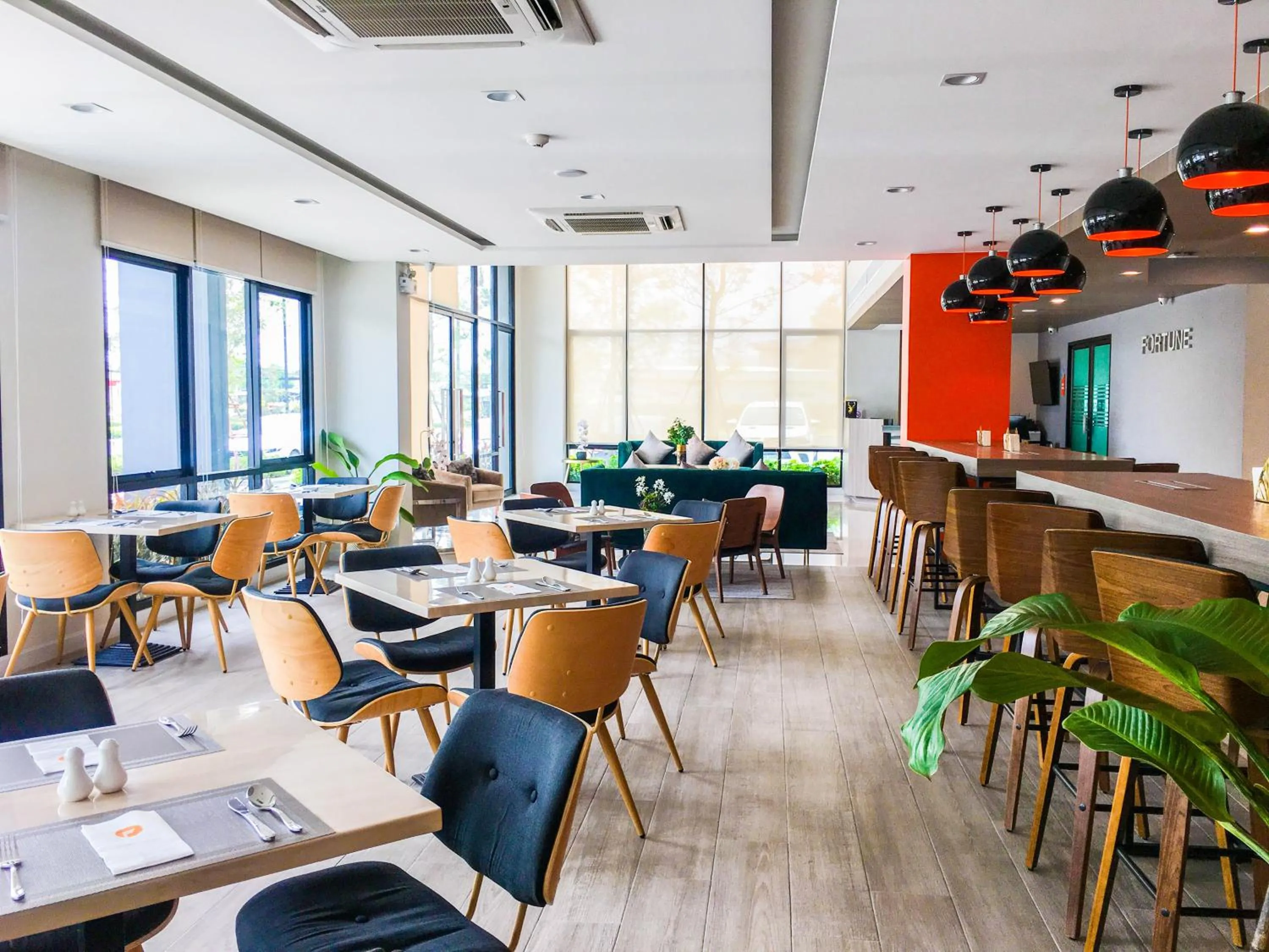 Restaurant/places to eat in Fortune Hotel Buriram