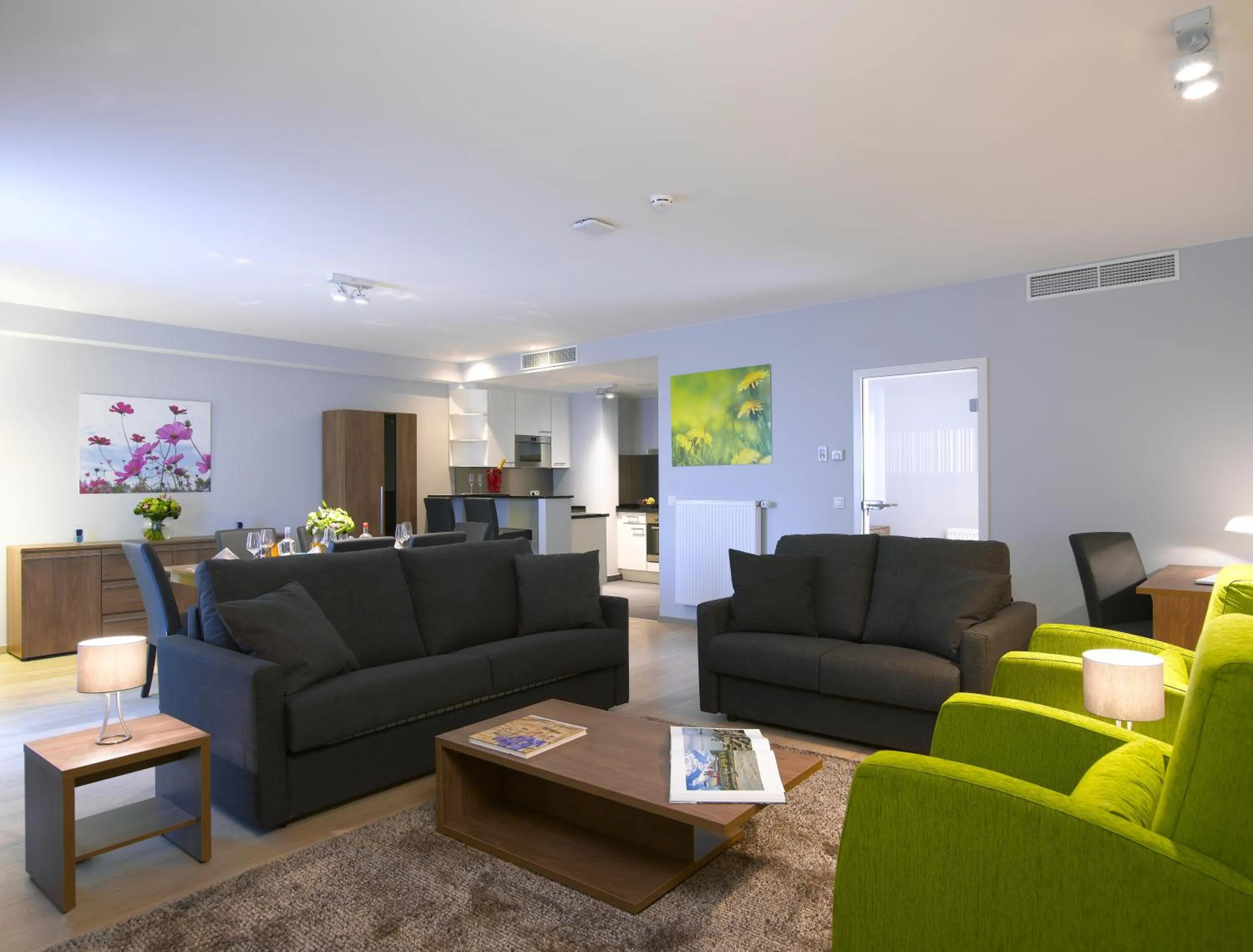 Lobby or reception in Thon Residence Florence Aparthotel