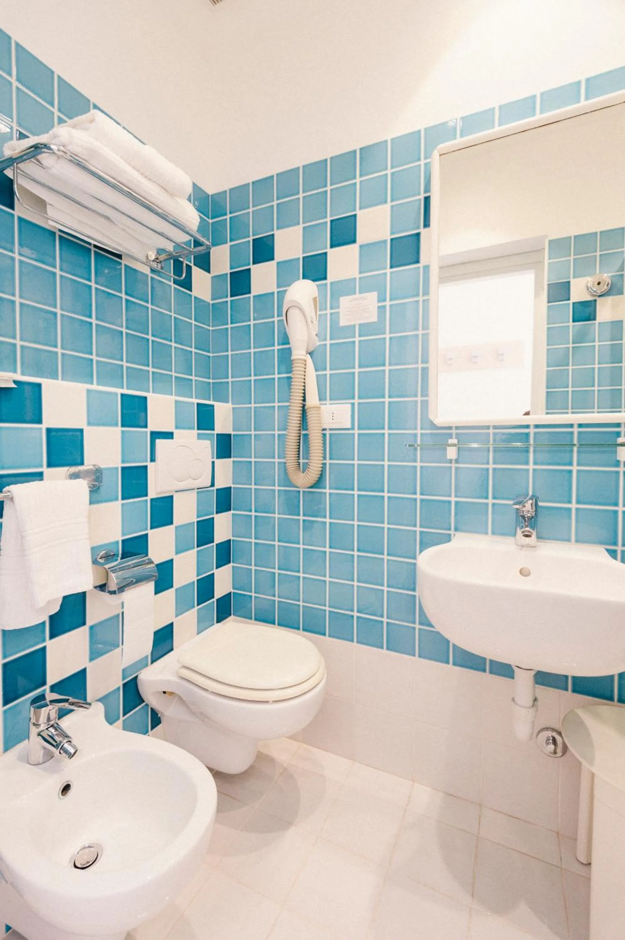 Bathroom in Hotel Melograno