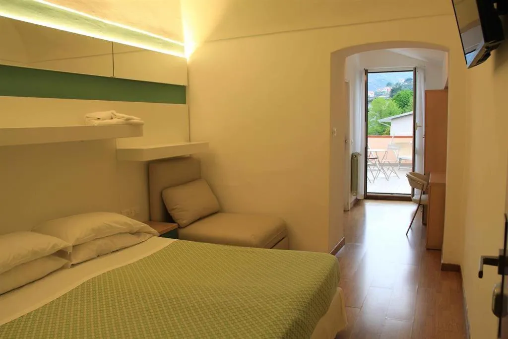 Bedroom, Bed in Hotel Melograno