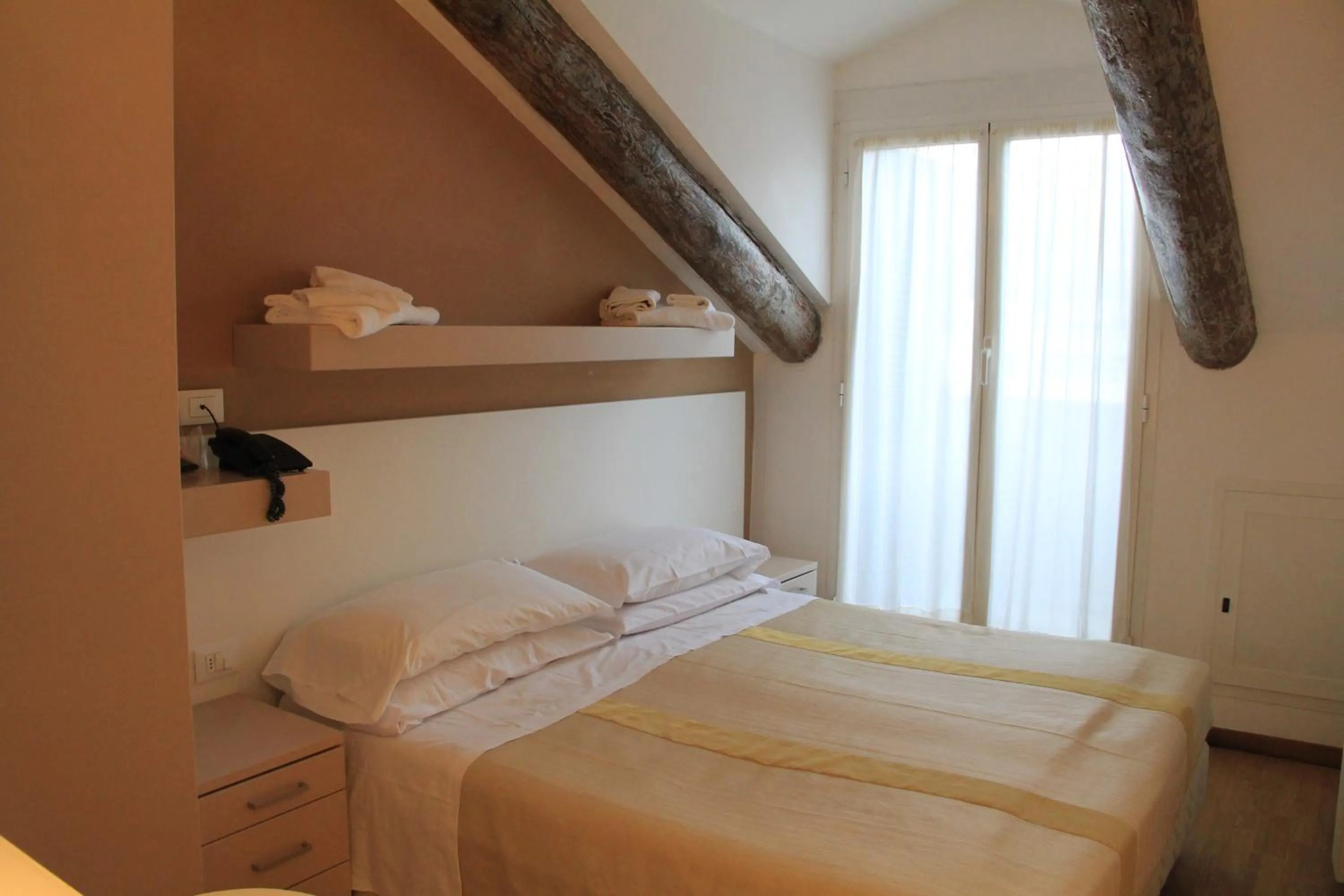 Bedroom, Bed in Hotel Melograno