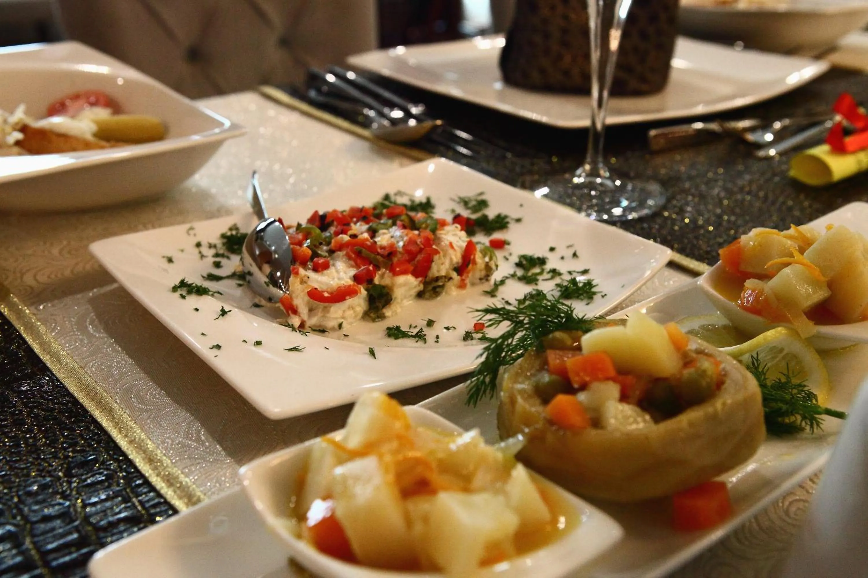Restaurant/places to eat in Sivas Revag Otel