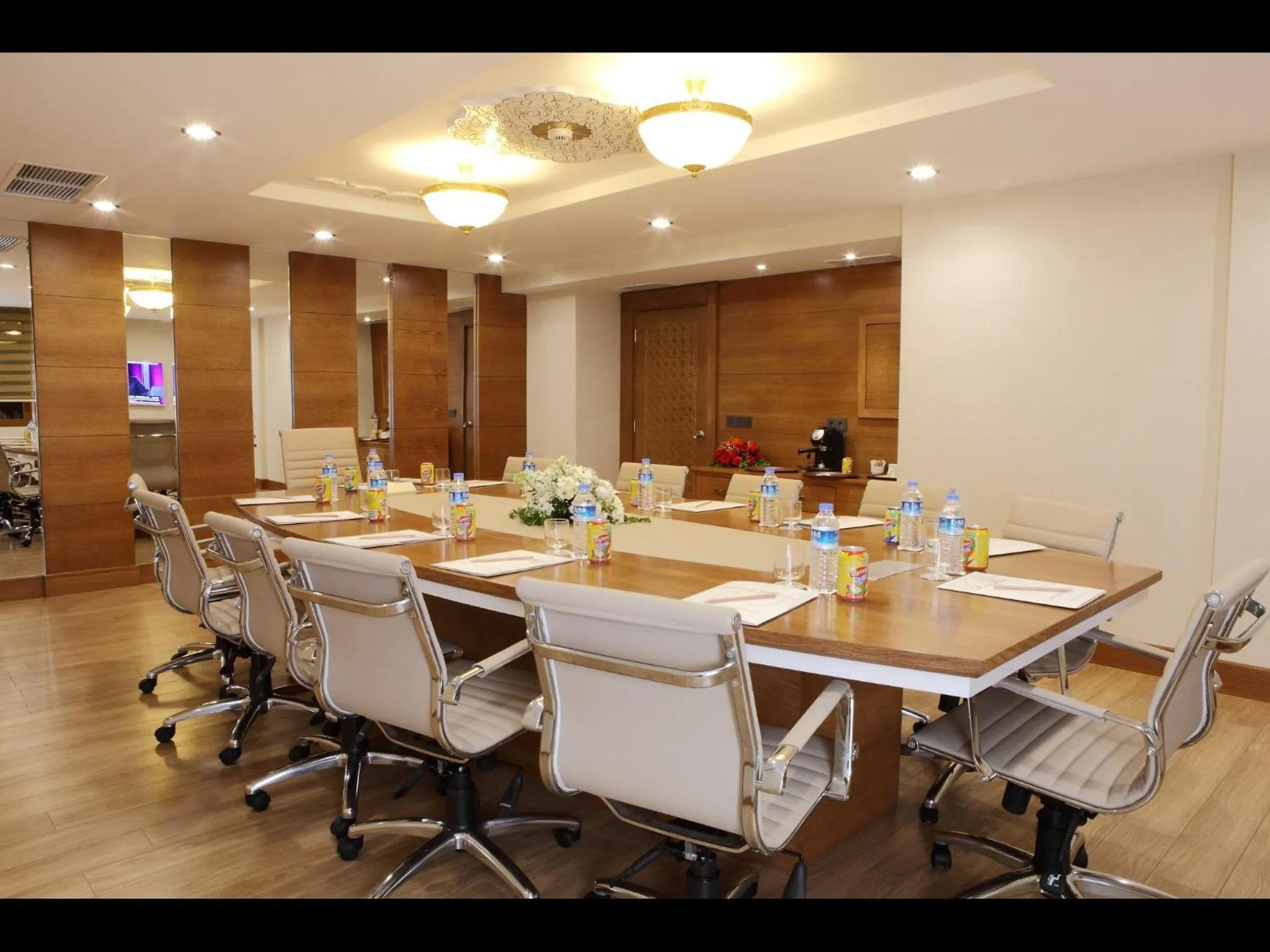 group of guests in Sivas Revag Otel