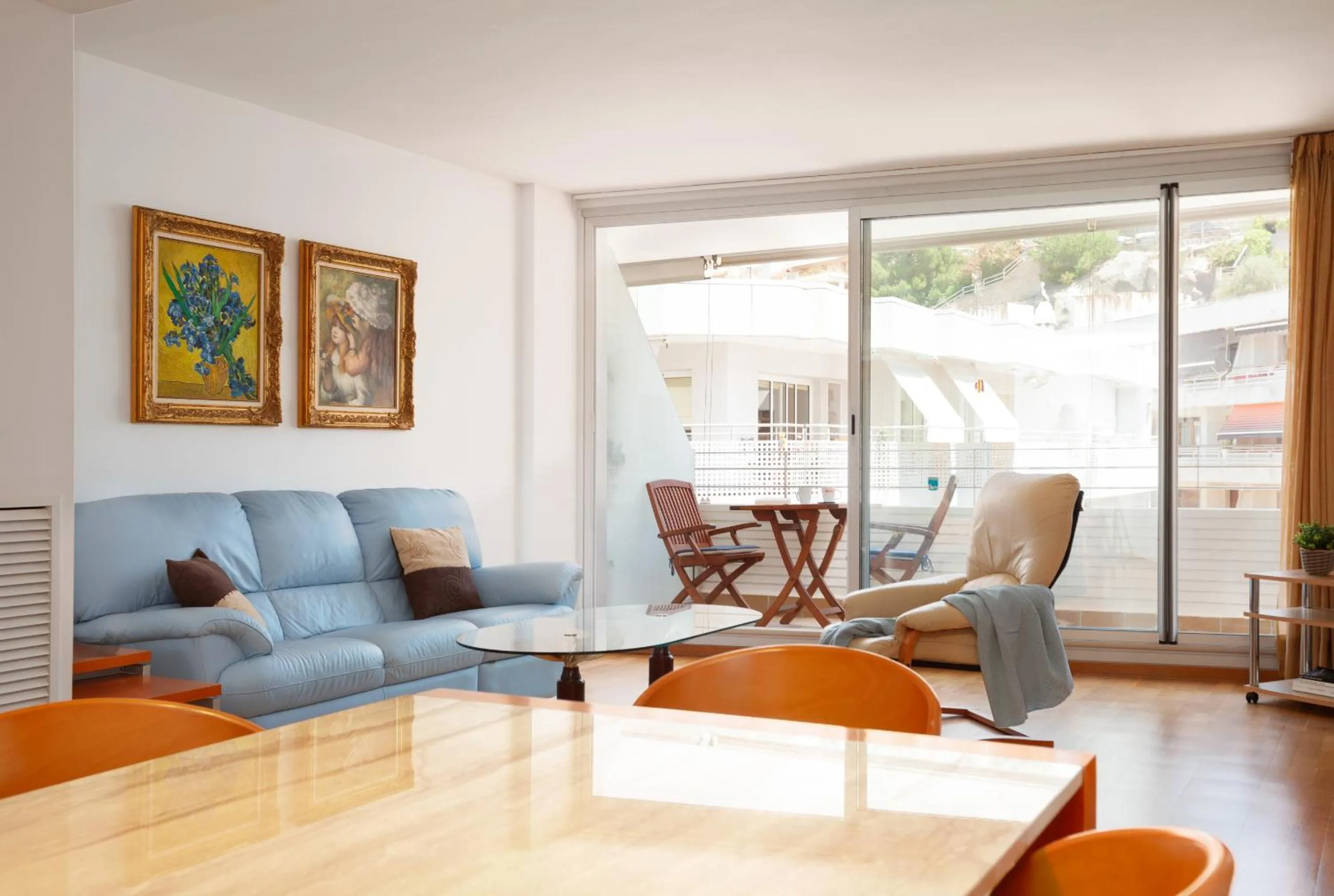 Living room in Lets Holidays Excellent apartment next beach 6