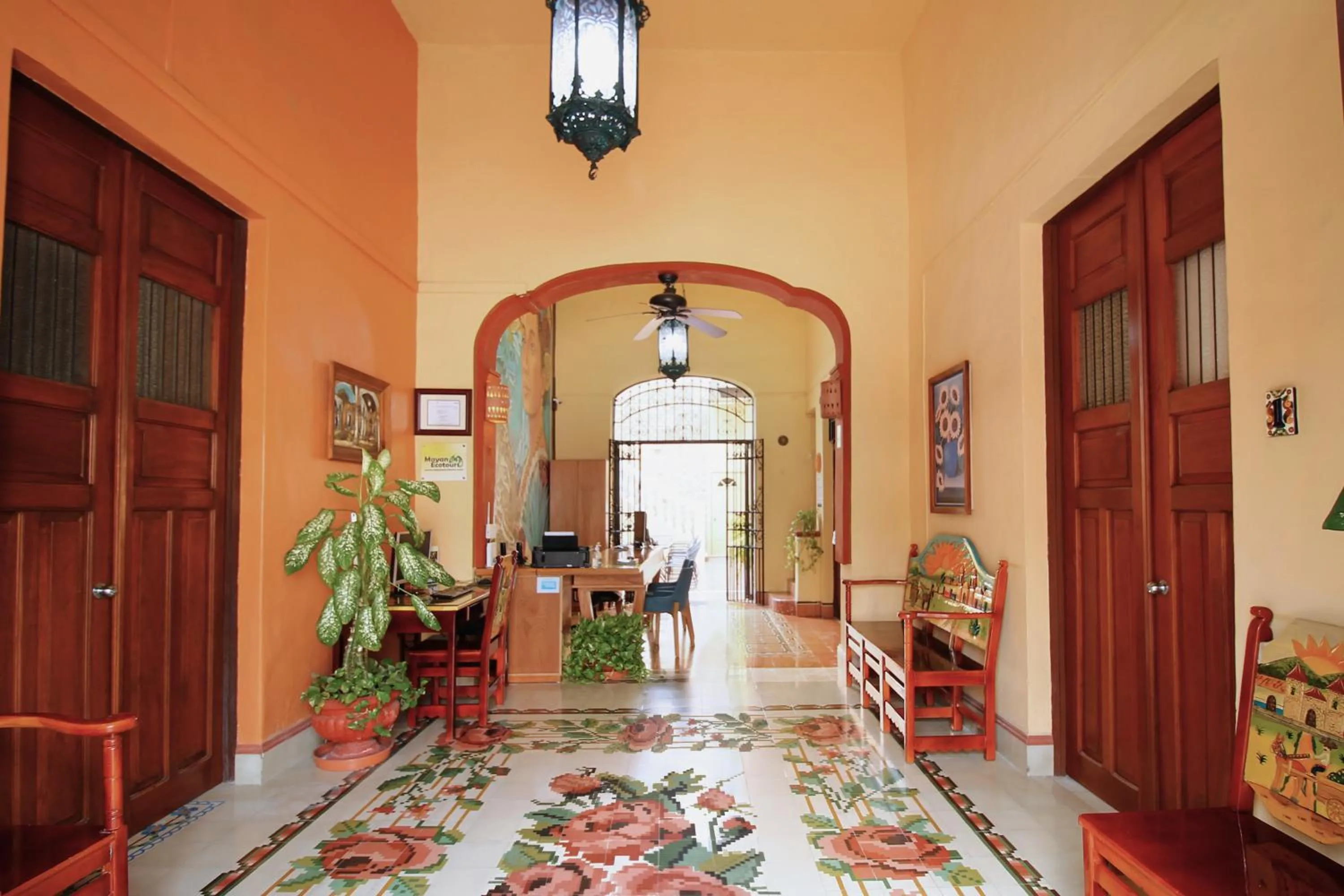 Lobby or reception in Hotel del Peregrino Boutique Hotel