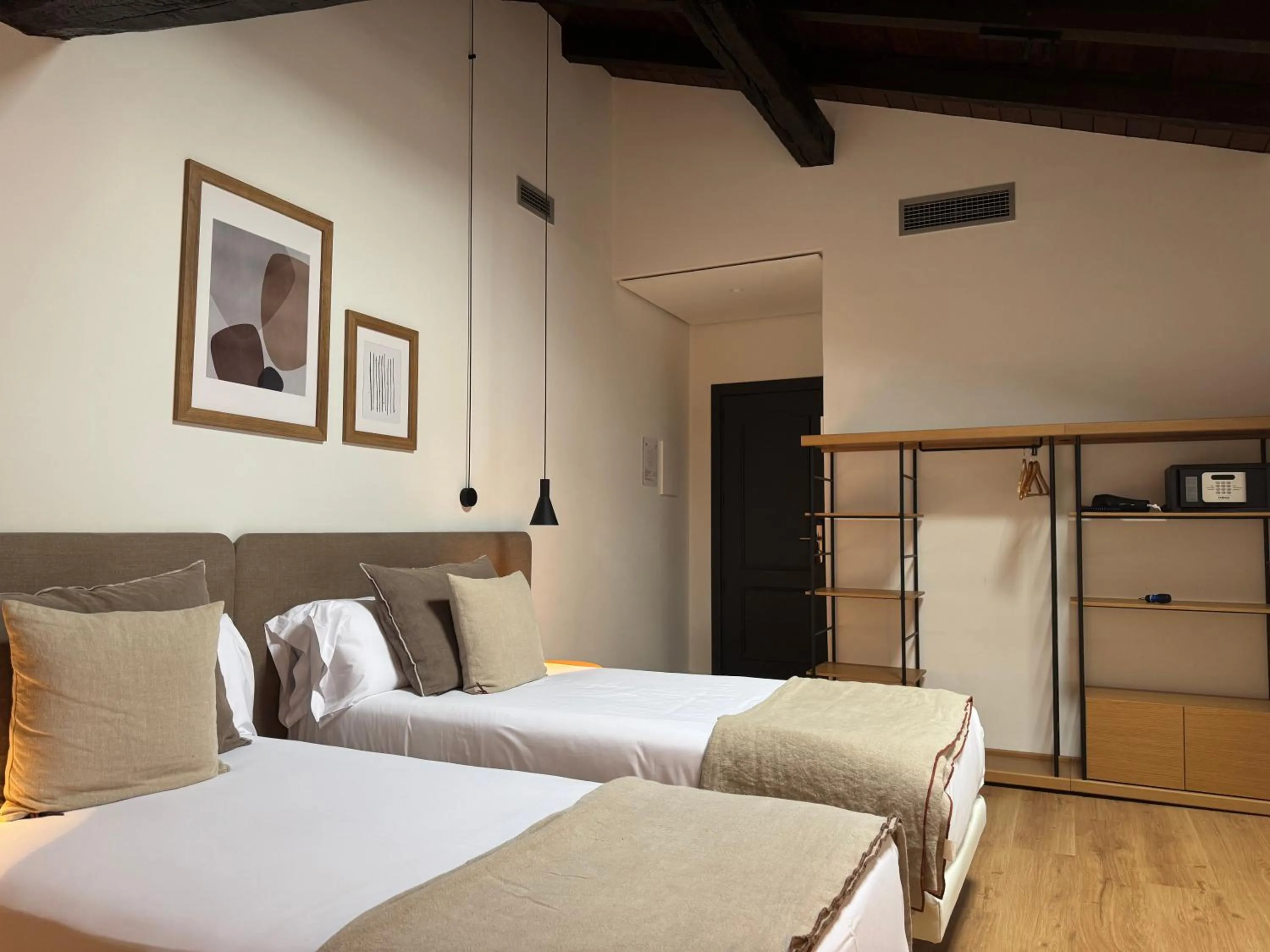 Bed in EtxeAundi Hotel Boutique