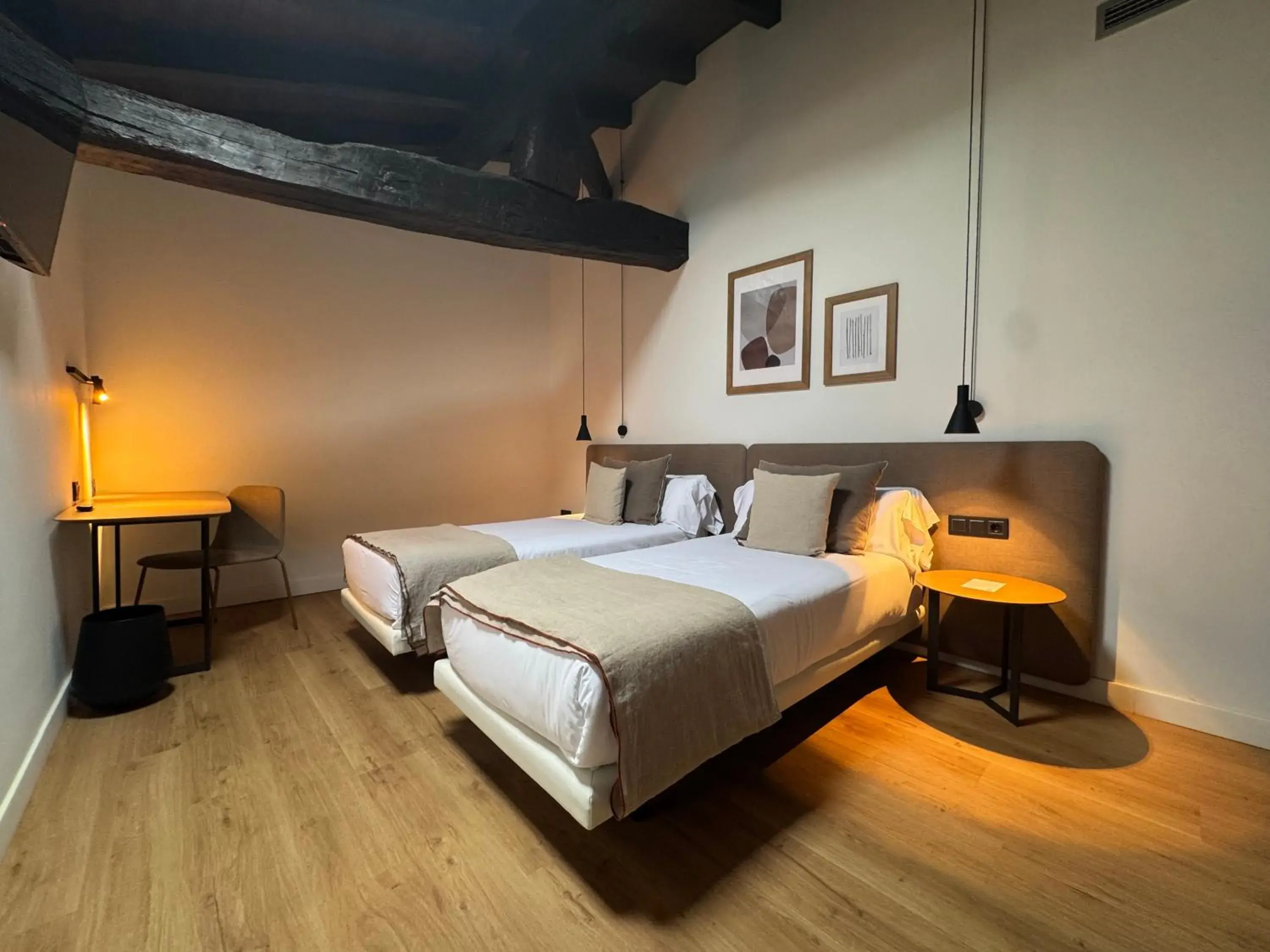 Twin Room - single occupancy in EtxeAundi Hotel Boutique Twin Room - single occupancy in EtxeAundi Hotel Boutique