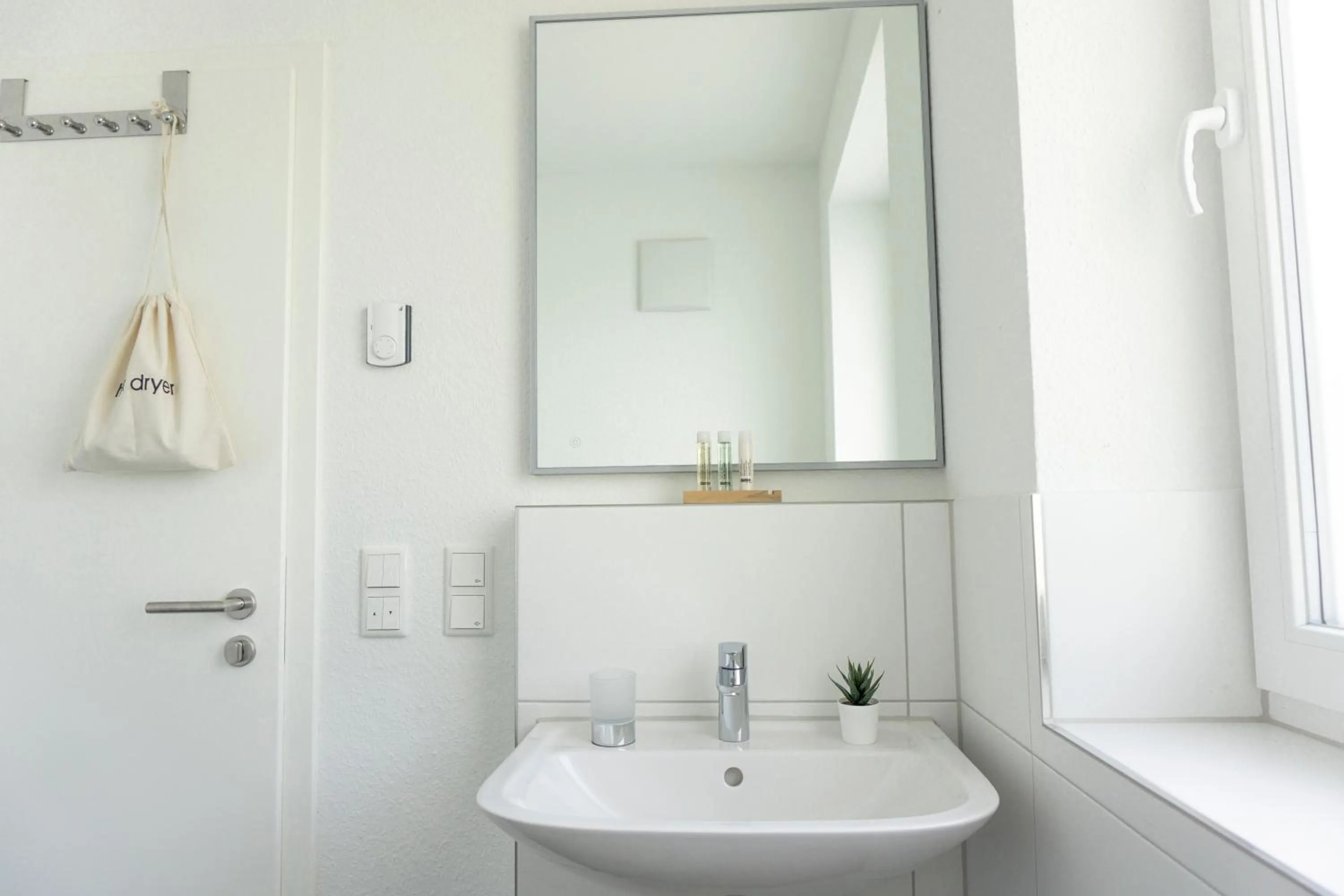 Bathroom in Boardinghouse Living28 Kaarst