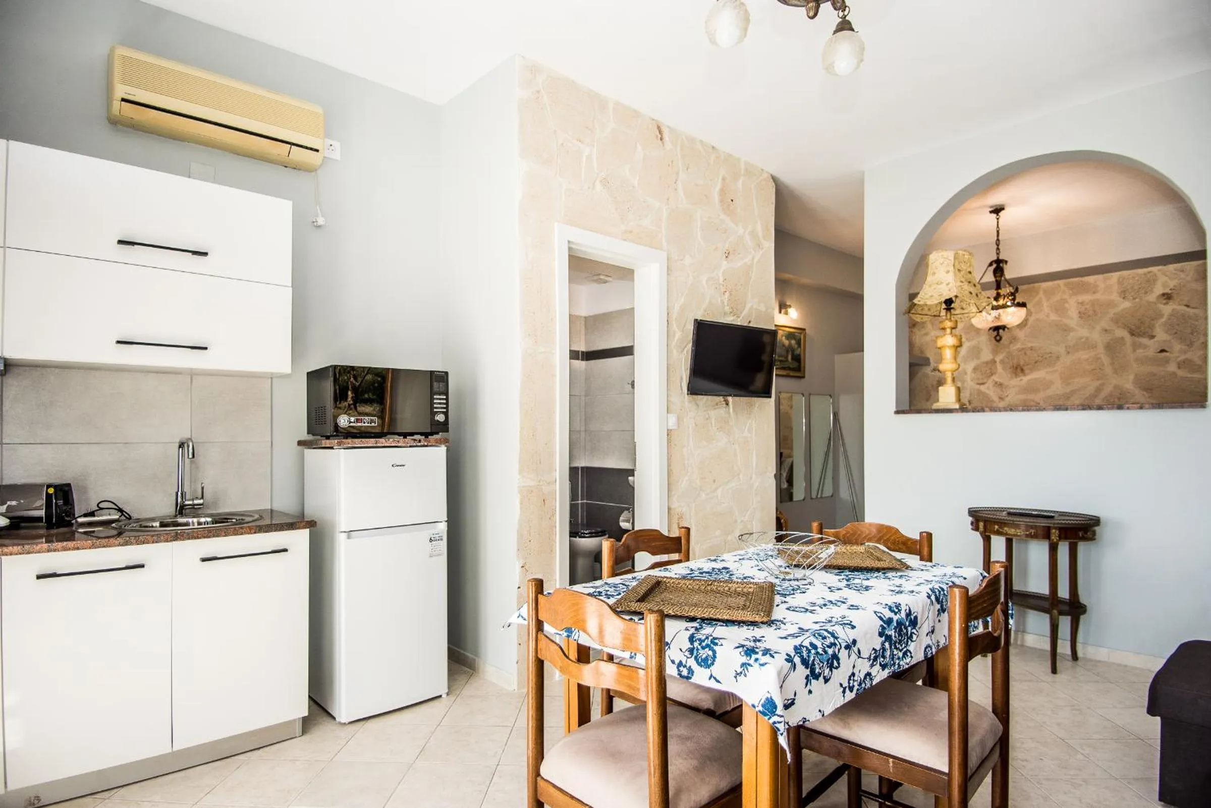 Xenia Ionis luxury apartments