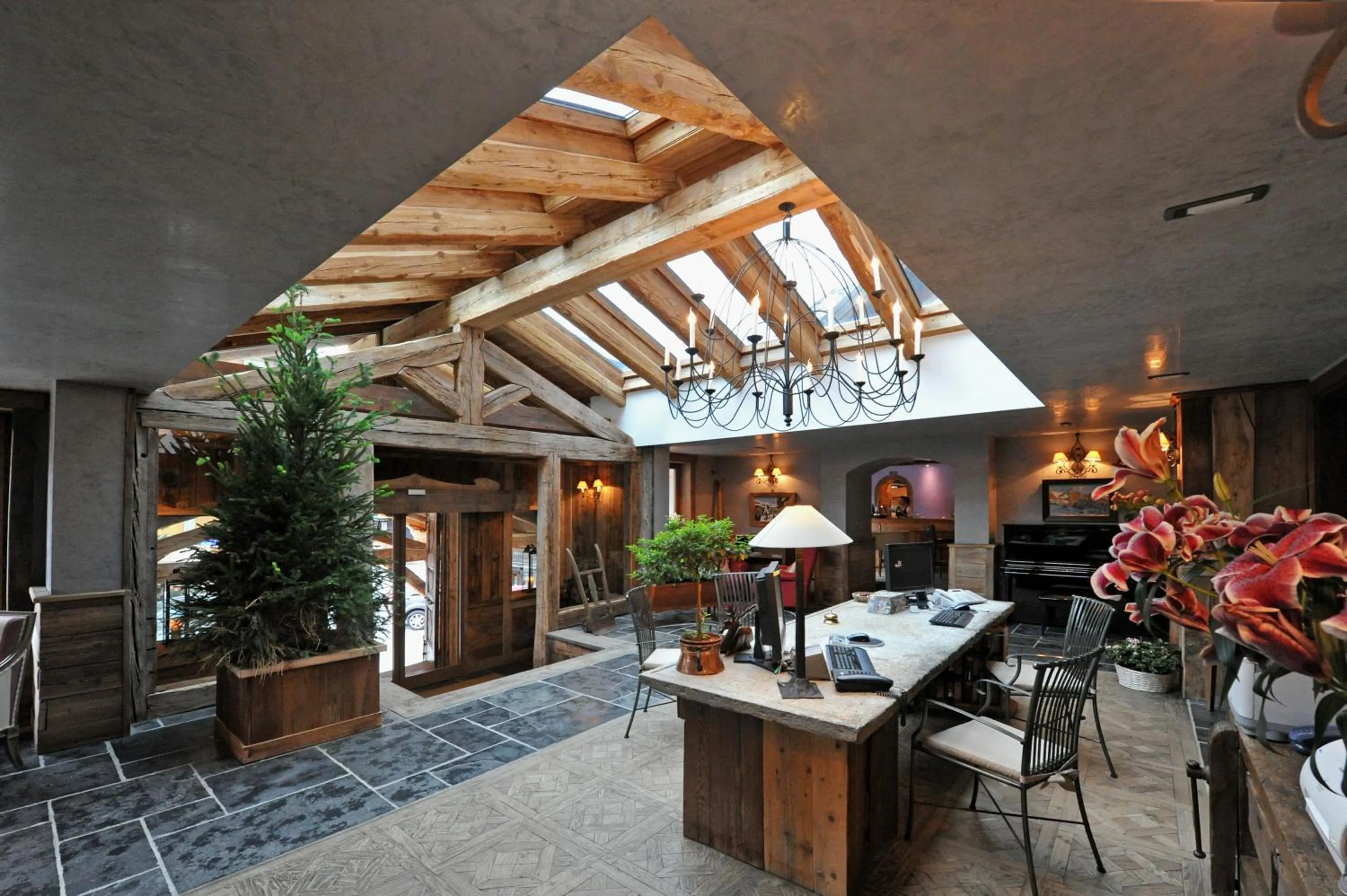 Lobby or reception in Hotel Bucaneve