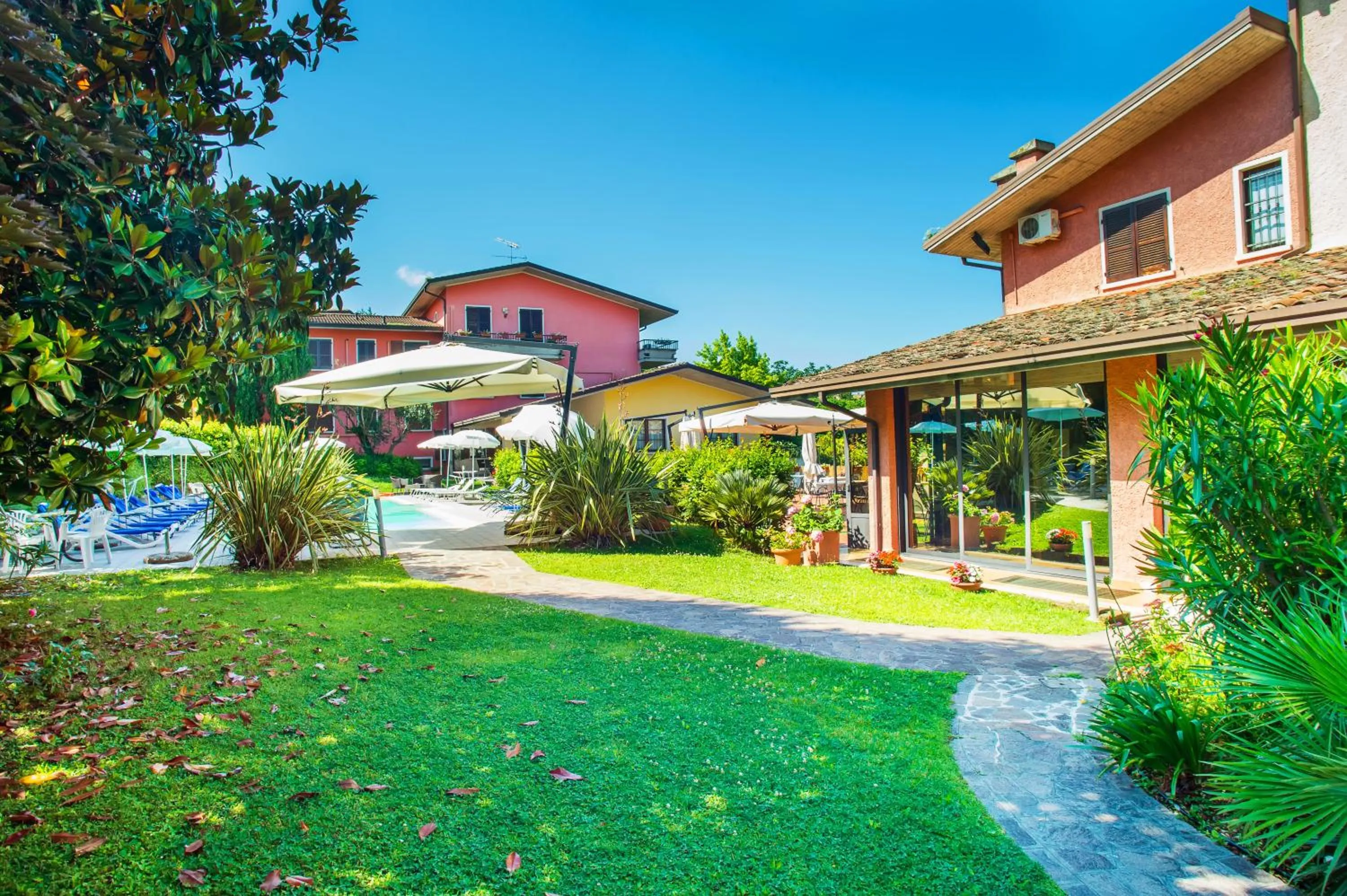 Property building in Hotel Il Castello