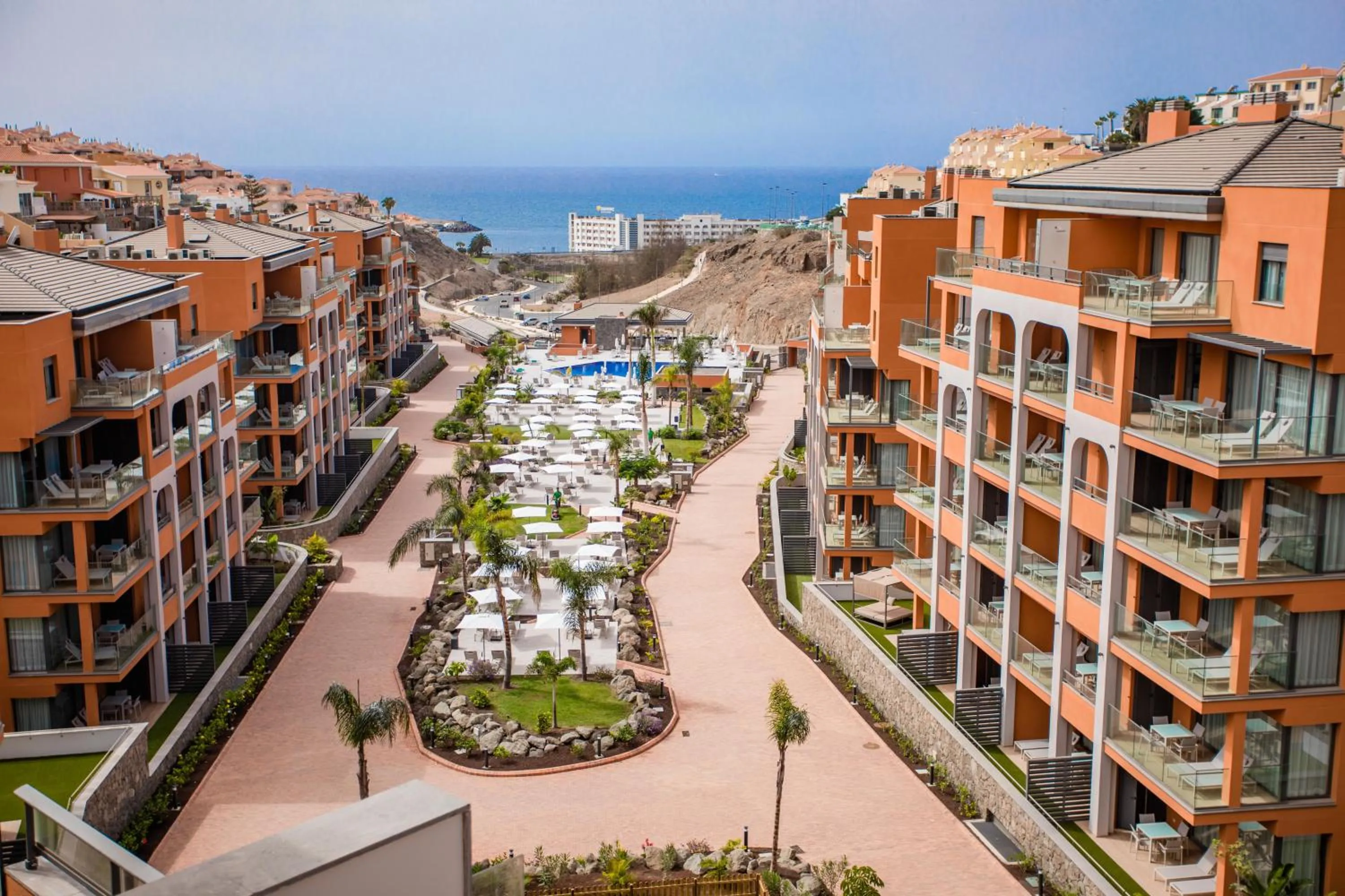 Property building in Arguineguín Park By Servatur VV