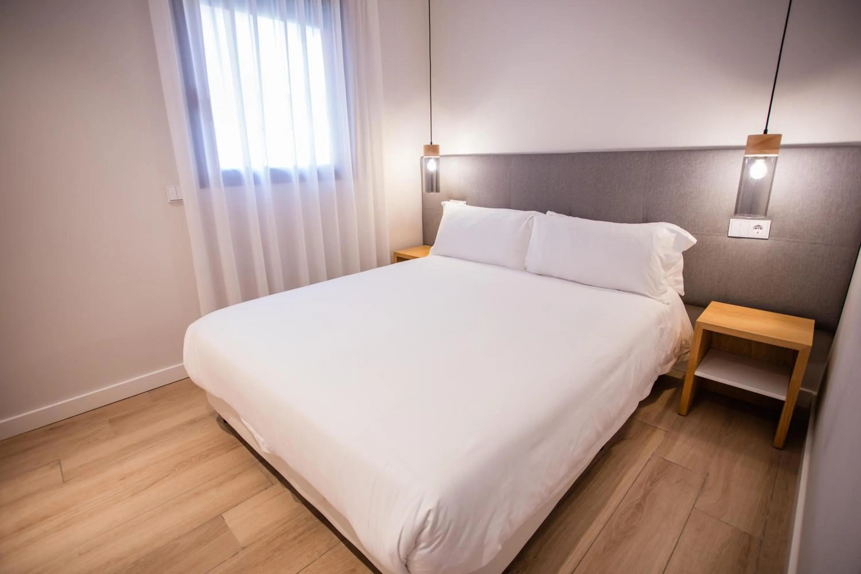 Photo of the whole room, Bed in Arguineguín Park By Servatur VV