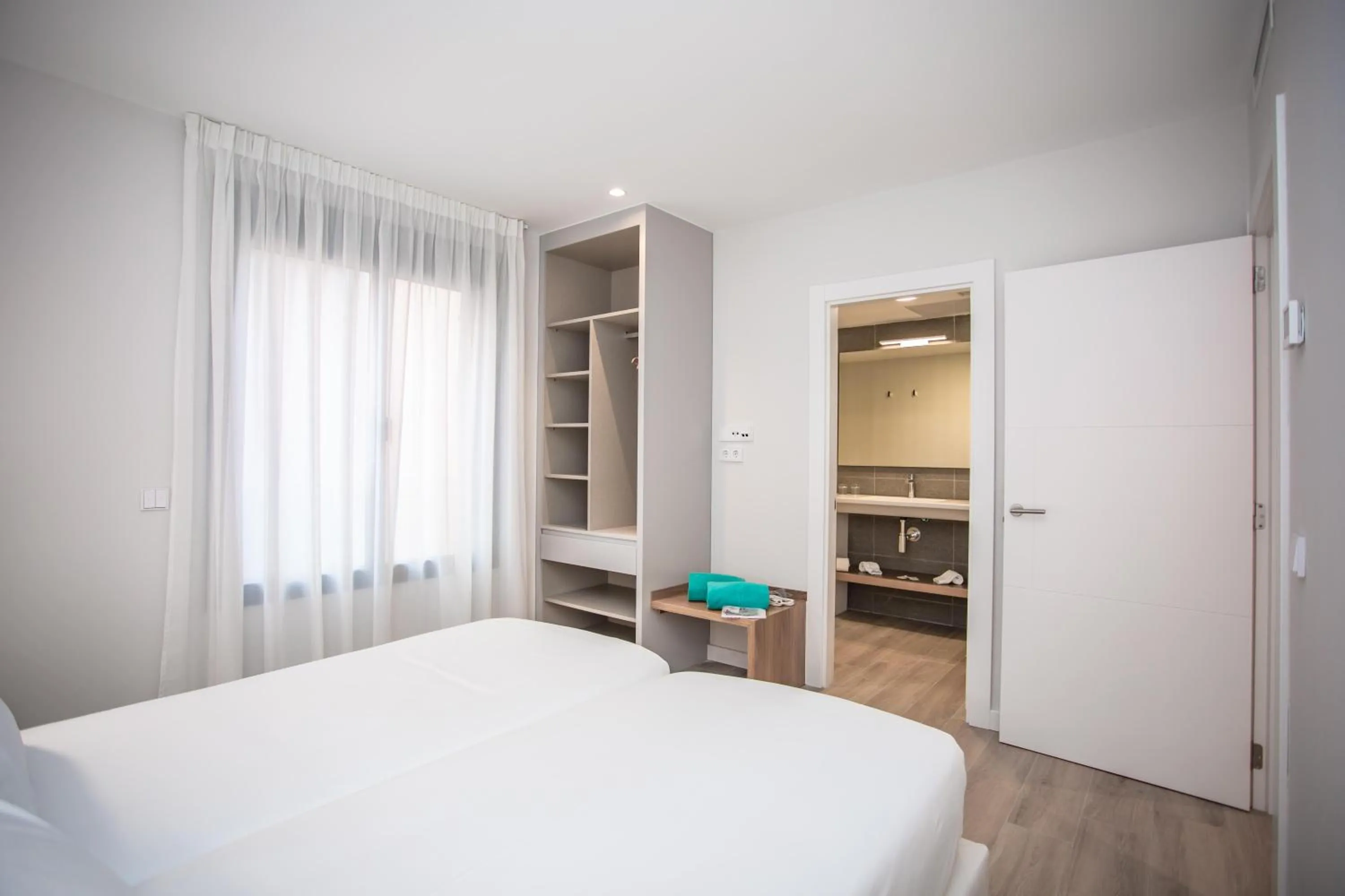 Bathroom, Bed in Arguineguín Park By Servatur VV