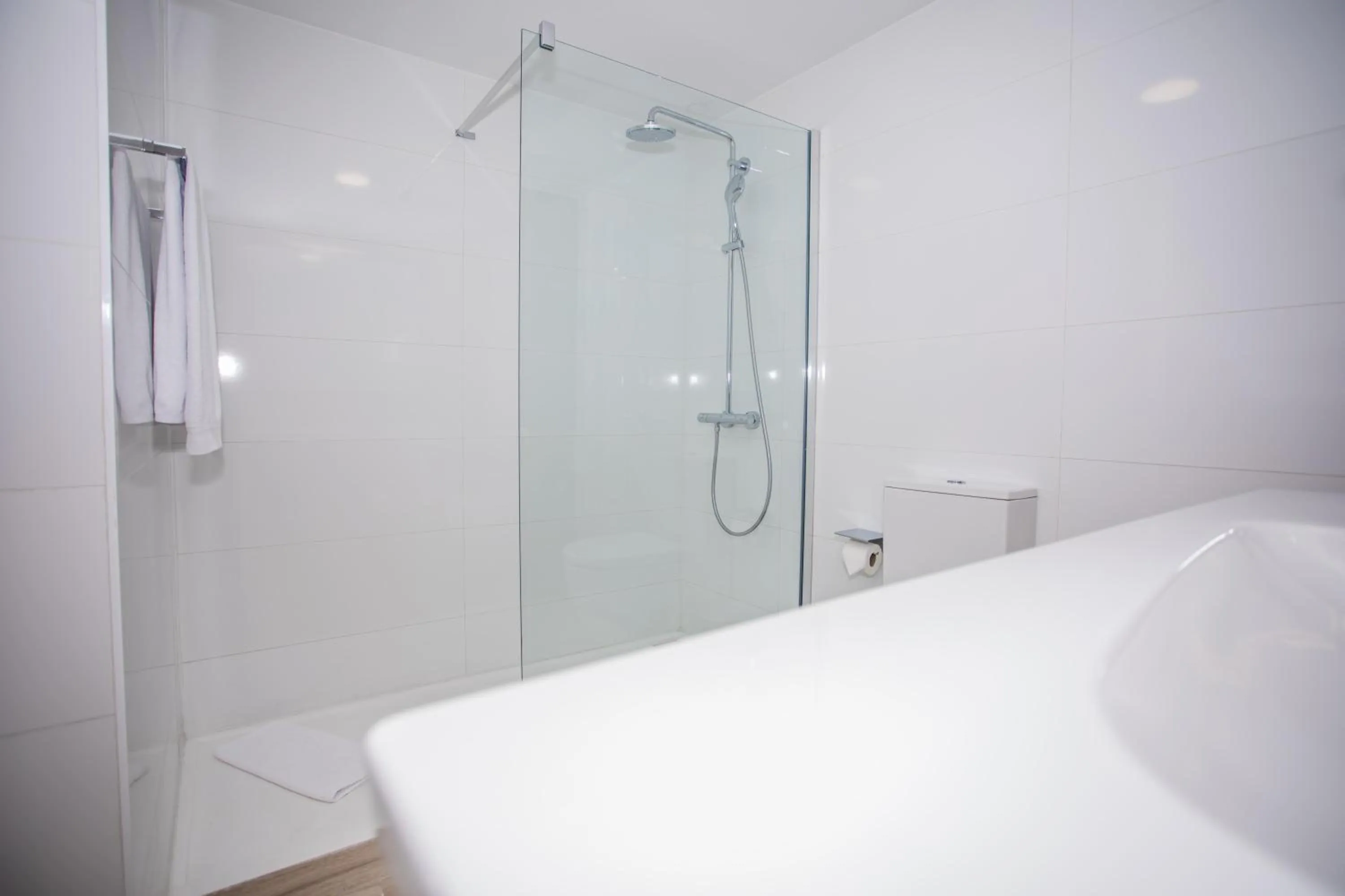 Bathroom in Arguineguín Park By Servatur VV