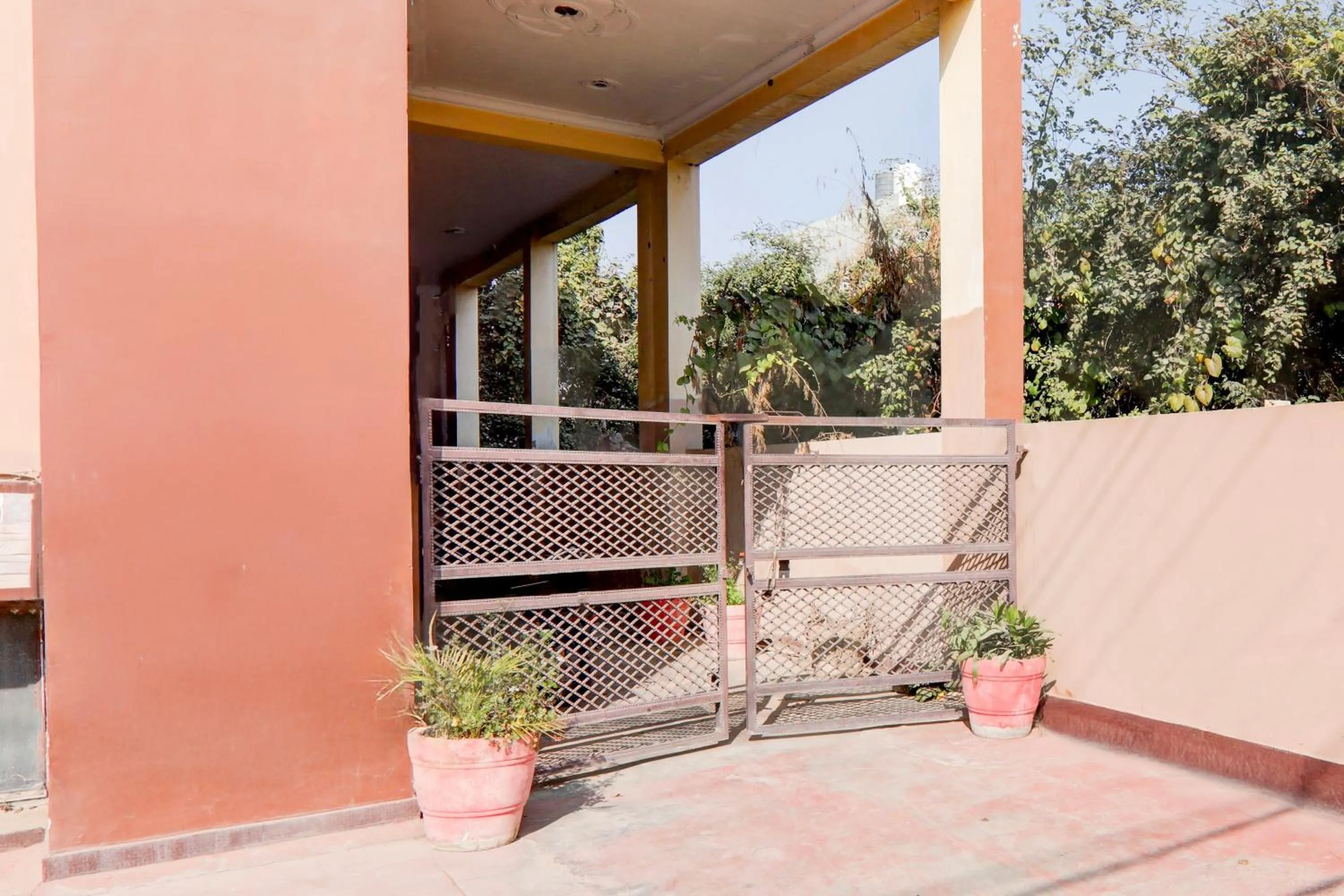 Facade/entrance in Super Hotel O Sharda Nagar Lucknow