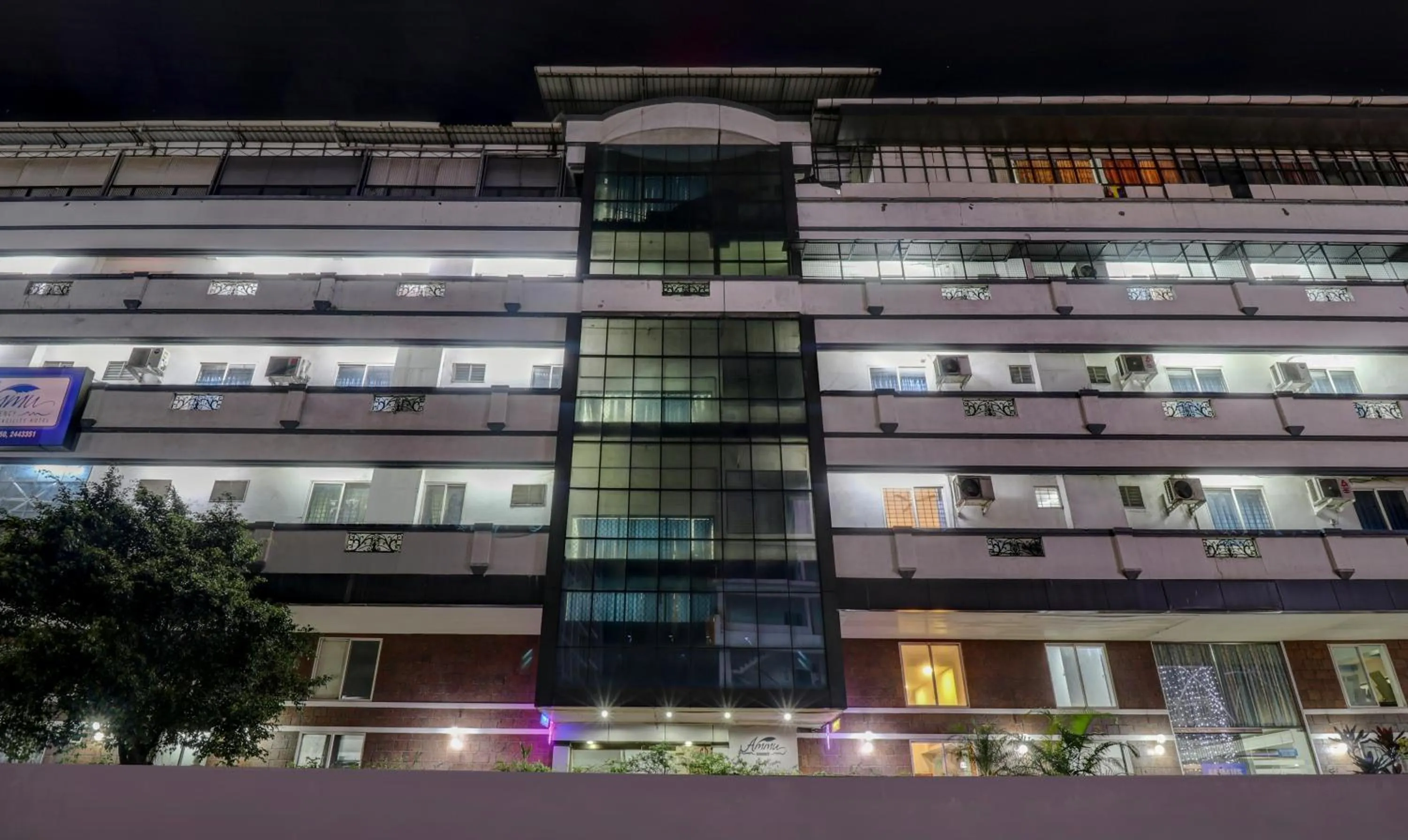 Facade/entrance in Itsy Hotels Ammu Regency